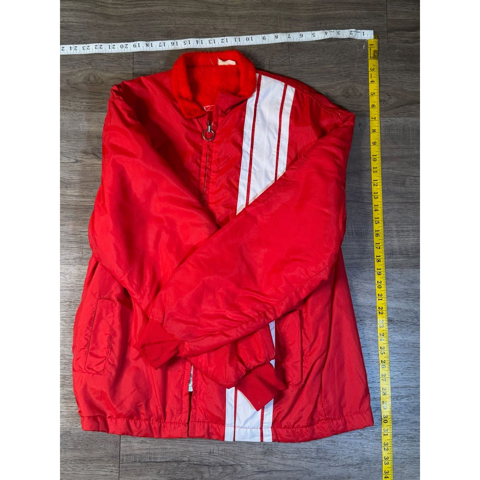 Vintage Vintage Red Lined Windbreaker Jacket Chamberlain Fire Size US M / EU 48-50 / 2 - 4 Thumbnail