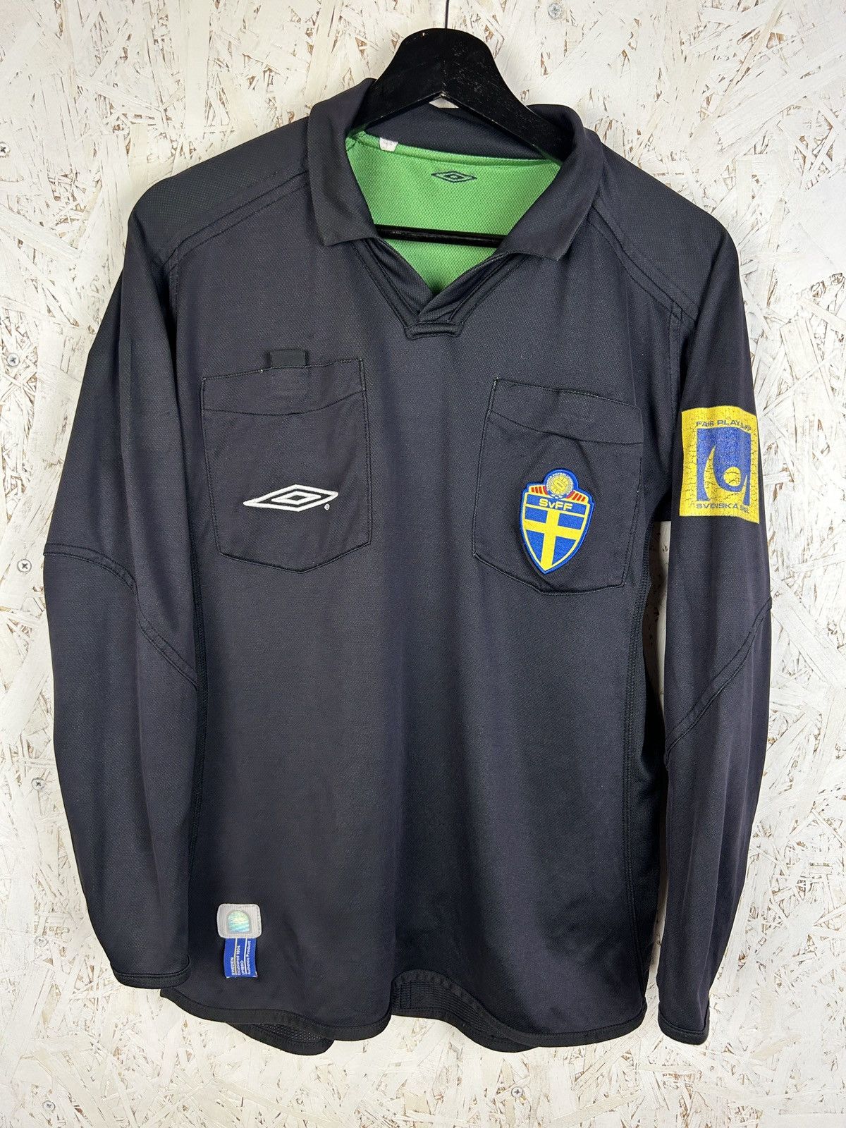 Umbro 00s Vintage Umbro Sweden SVFF Reversible Referee Jersey Size US M / EU 48-50 / 2 - 1 Thumbnail