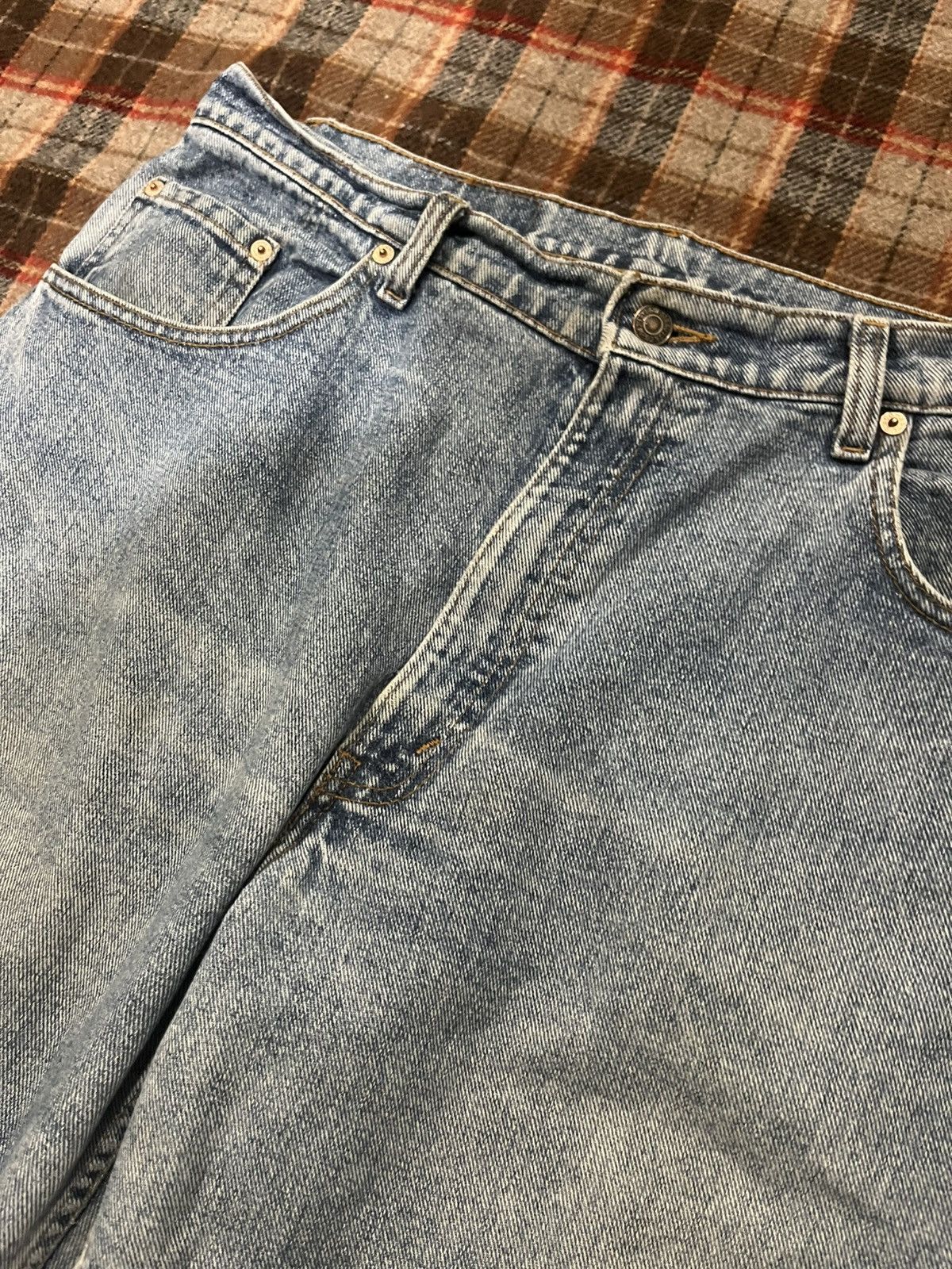 Levi's Vintage 1992 Levi’s 560 light Wash baggy tapered Jeans 38 Size US 38 / EU 54 - 4 Thumbnail