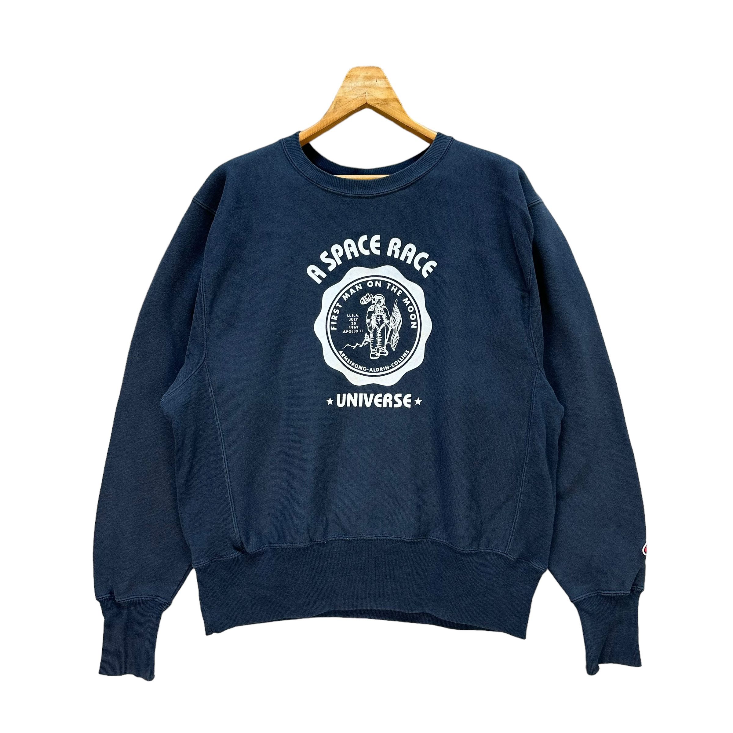 Champion CHAMPION A Space Race Universe Crewneck Sweatshirt #A4-0094 Size US M / EU 48-50 / 2 - 1 Thumbnail