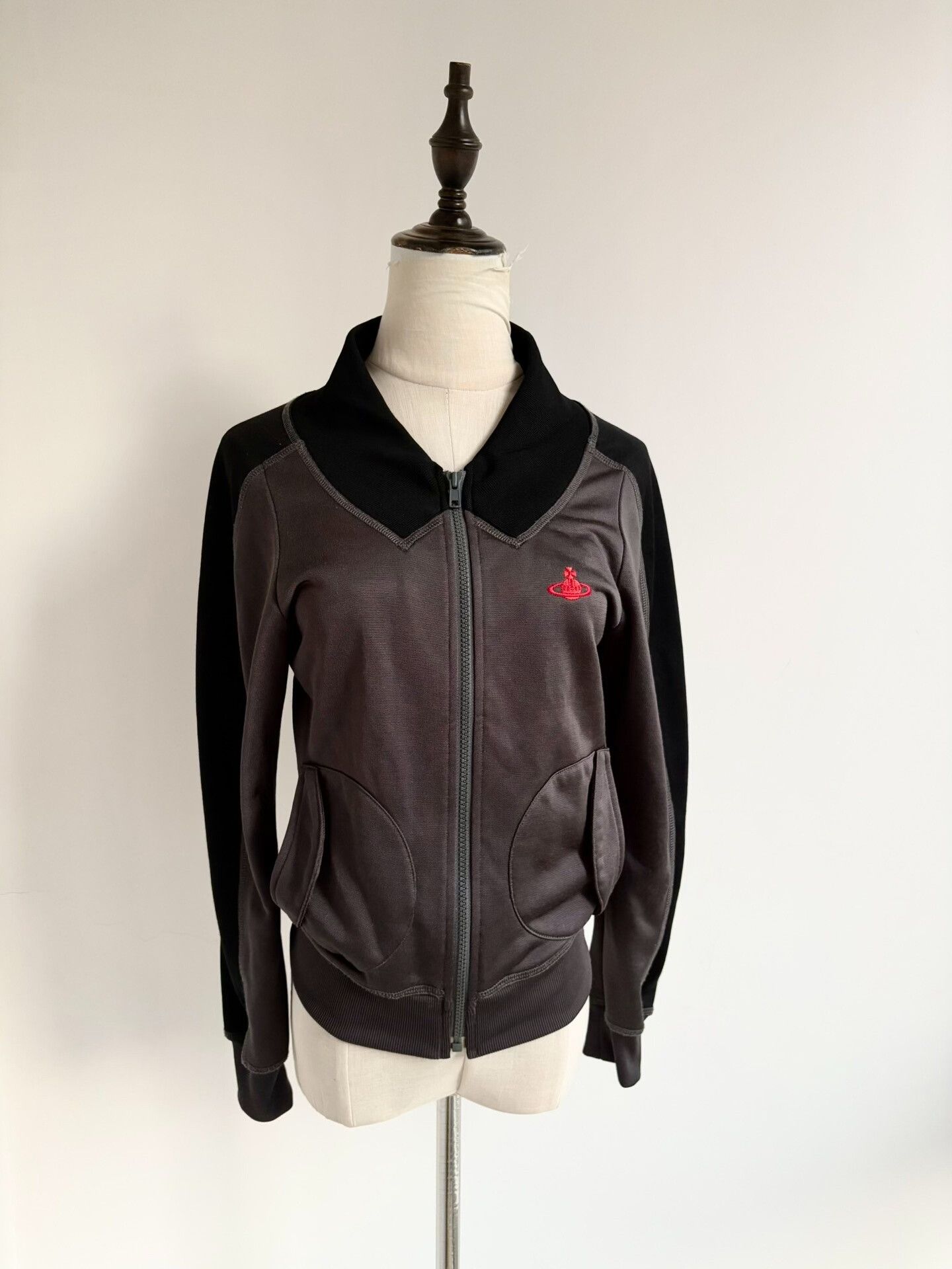 Vivienne Westwood Vivienne Westwood Vintage Saturn Hoodie Jacket Size M / US 6-8 / IT 42-44 - 1 Thumbnail