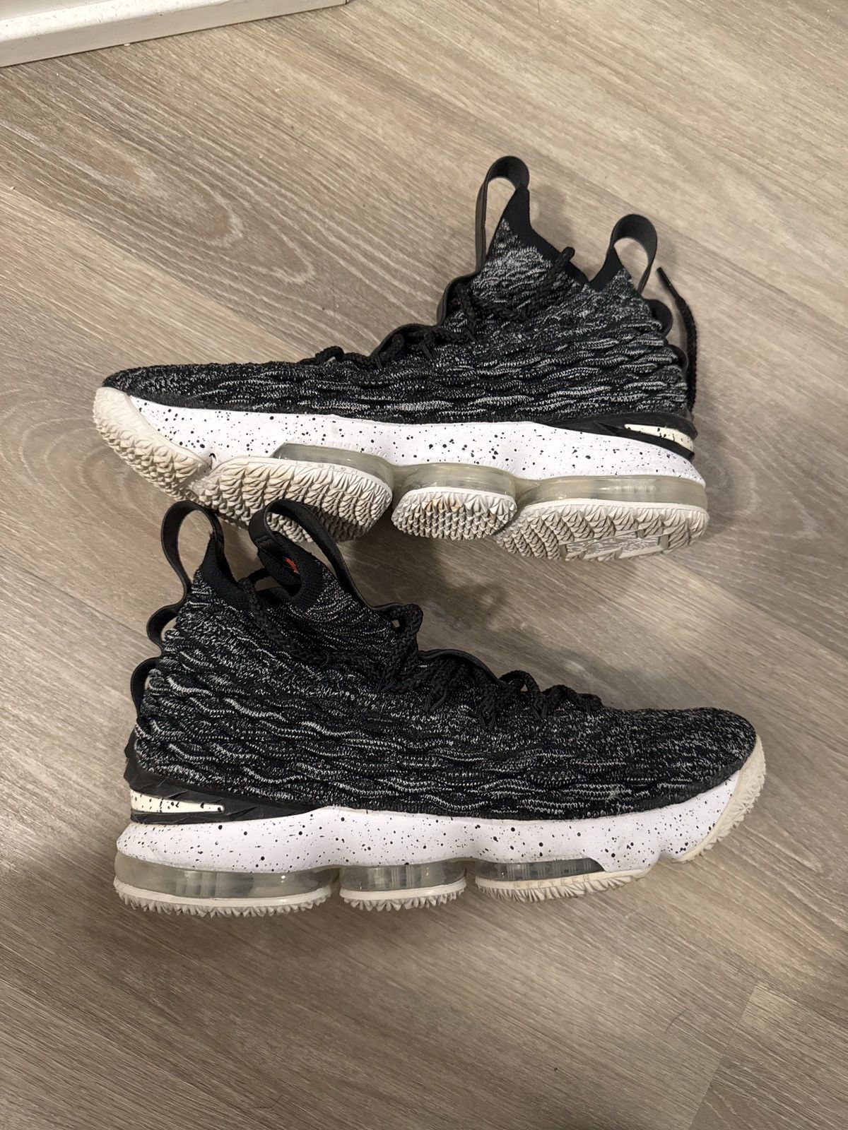 Nike Nike LeBron 15 Ashes Size US 8.5 / EU 41-42 - 1 Thumbnail