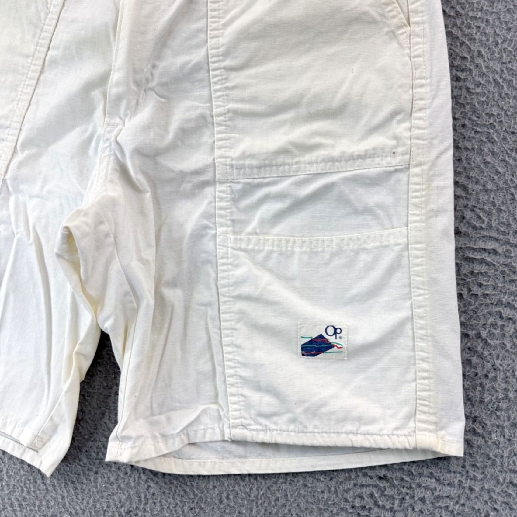 Ocean Pacific VINTAGE Ocean Pacific Shorts Mens 34 White Beach 80s Khaki Surf Skate Outdoor 9" Pants Chino Pockets 5-Pocket Design Cotton White 80s Mens Size US 34 / EU 50 - 2 Thumbnail