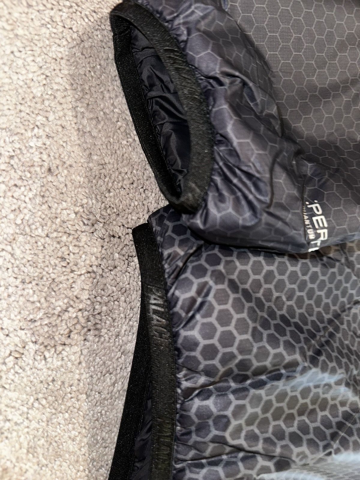 PALACE／HEXAGON PERTEX QUILTED JACKET Palace Hexagon Pertex Quilted Jacket Grey Men's - SS24 - GB