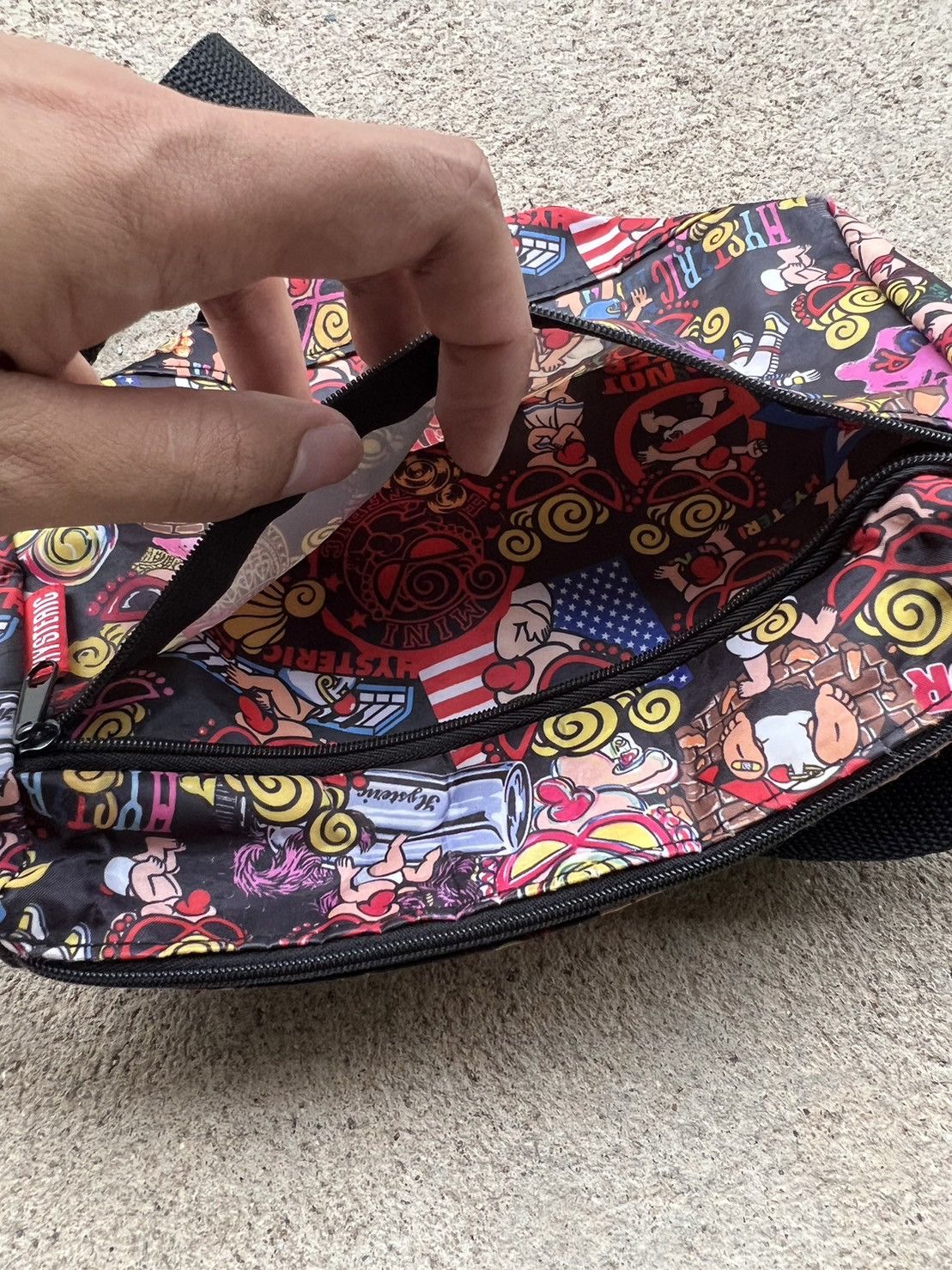Hysteric Glamour × Japanese Brand Hysteric Glamour Crossbody Bag Size ONE SIZE - 8 Thumbnail