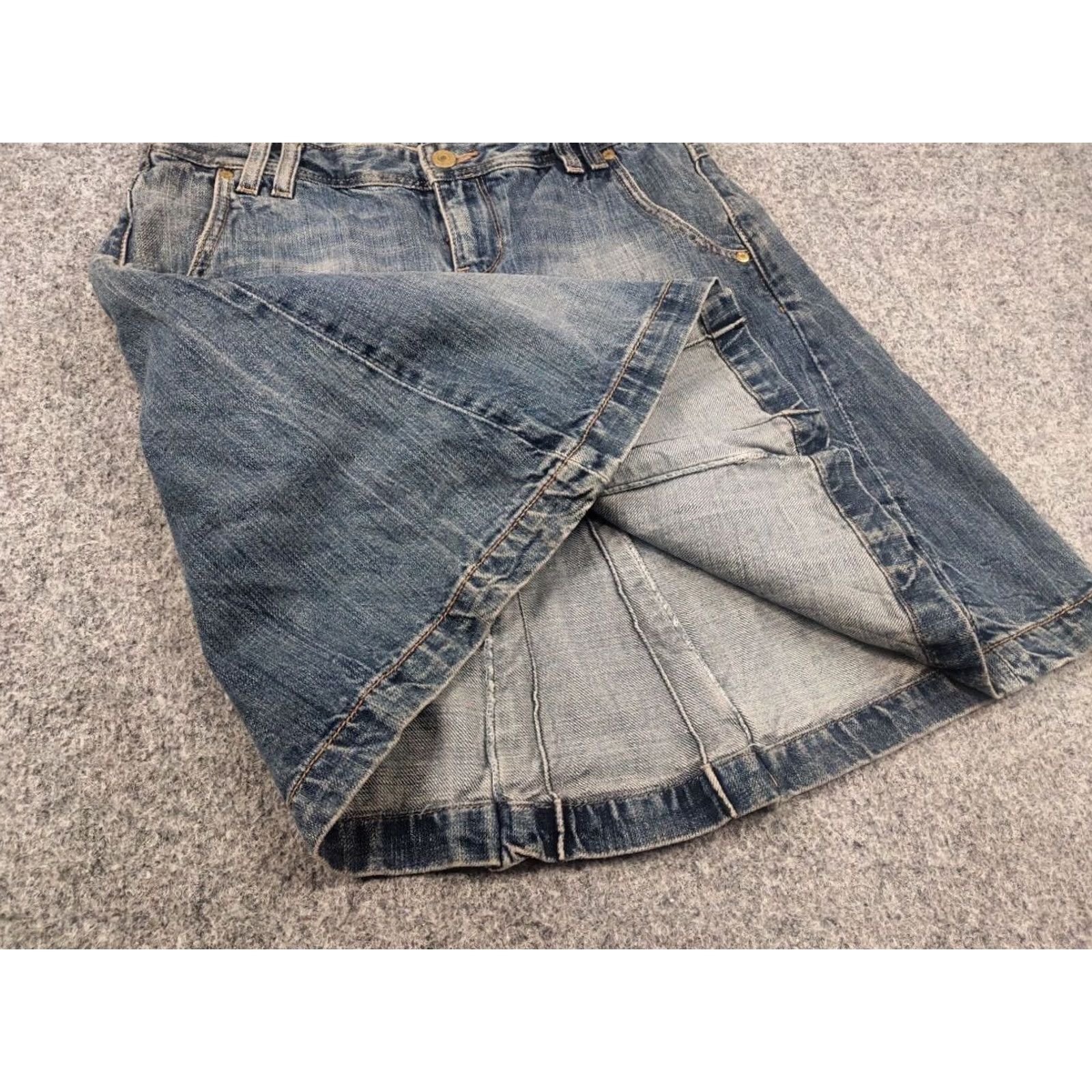 Levi's VINTAGE Levi's Y2K Style High-Rise A-Line Deconstructed Denim Blue Skirt Ladies XS Size 28" / US 6 / IT 42 - 6 Thumbnail