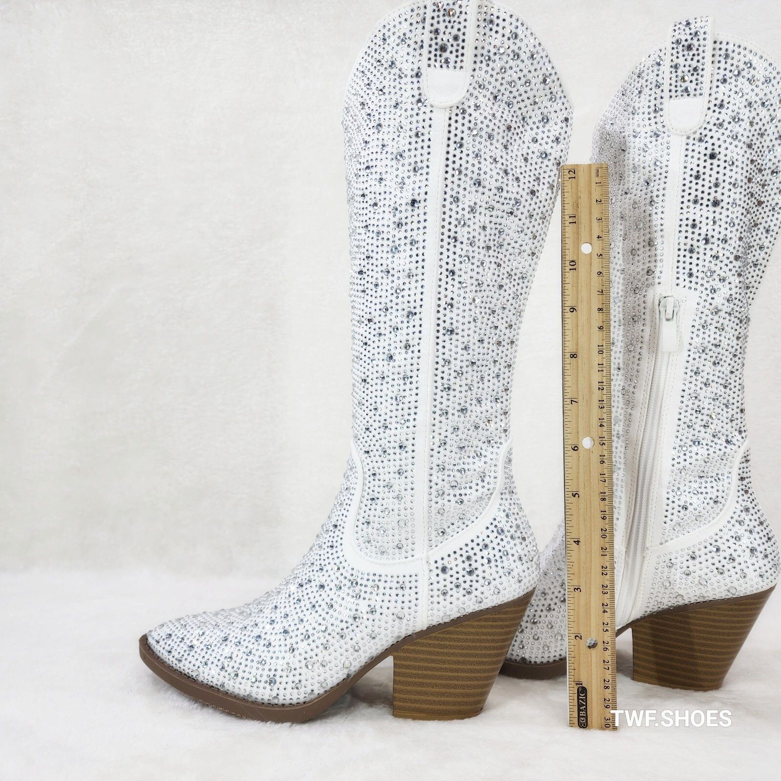 Wild One Glamour White / Silver Rhinestone Glam Country West