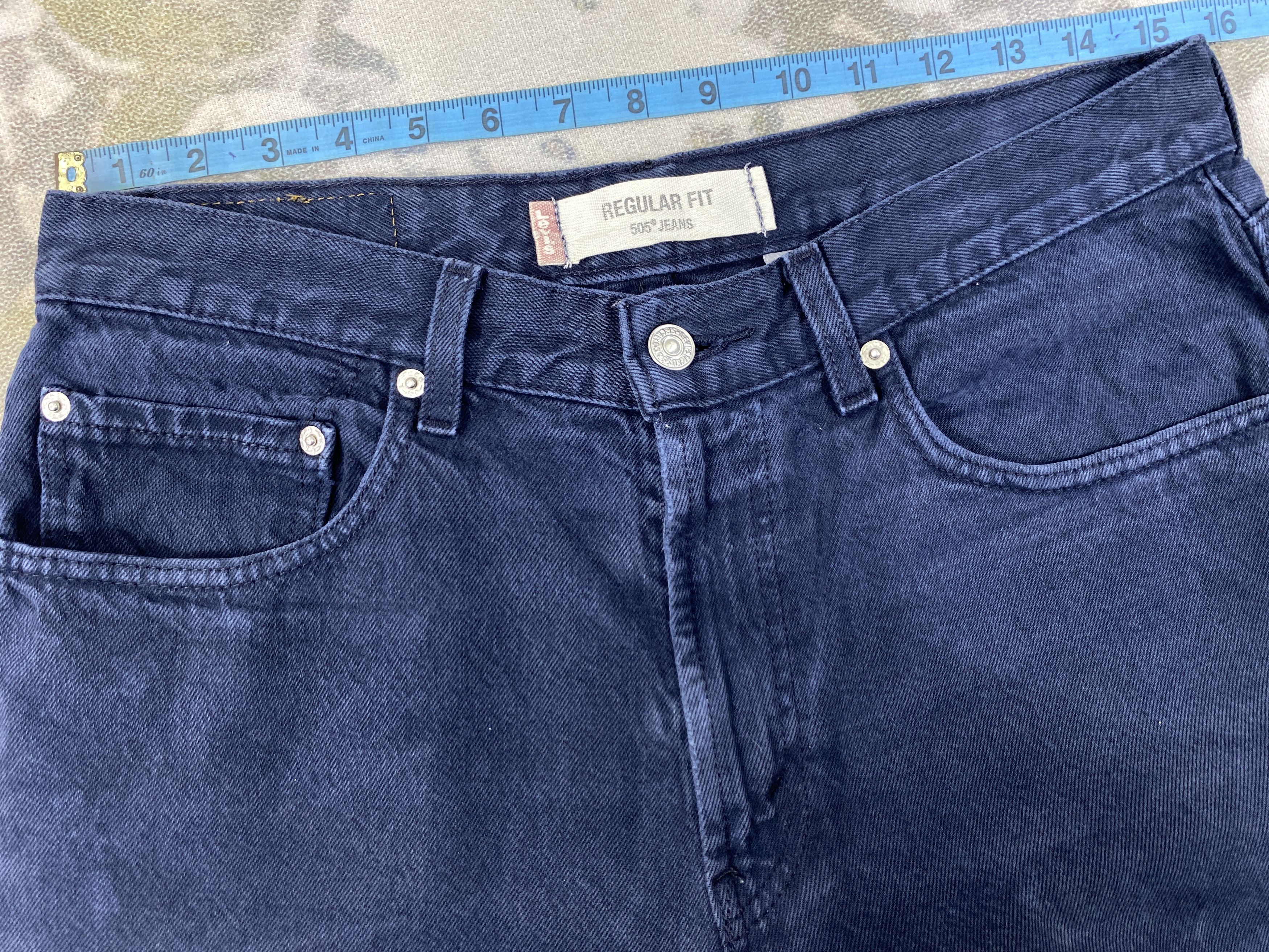 Levi's Vintage Levis 505 Regular Fit Jeans NavyFaded Indigo 31x29.6 Size US 31 - 5 Thumbnail