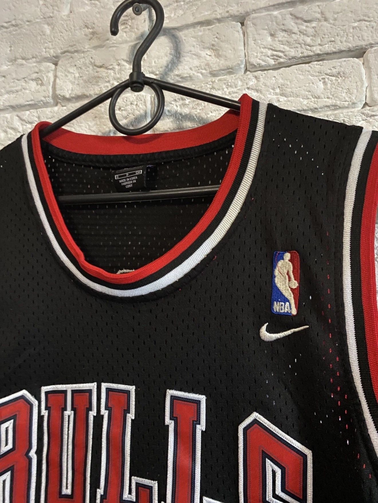 Nike Nike Chicago Bulls Vintage 90`s Basketball Jersey Jordan 23 Size US S / EU 44-46 / 1 - 2 Thumbnail