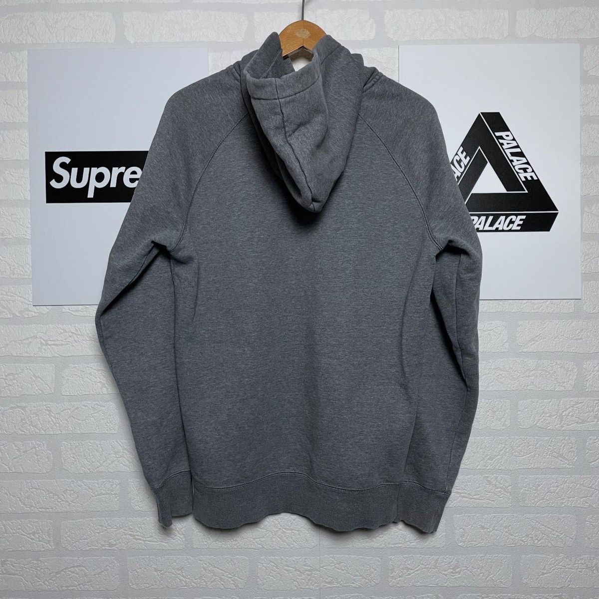 Carhartt vintage y2k faded grey hoodie carhartt workwear style opium Size US M / EU 48-50 / 2 - 2 Thumbnail