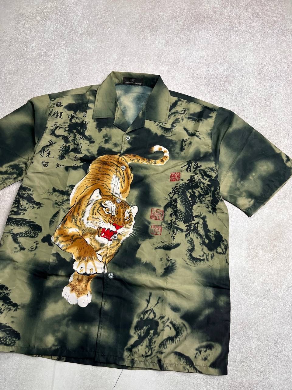 Japanese Brand × Vintage ⚡️QUICK SALE⚡️VINTAGE AVANTGARDE TIGER ALLOWERPRINT BOXY SHIRT Size US XL / EU 56 / 4 - 2 Thumbnail