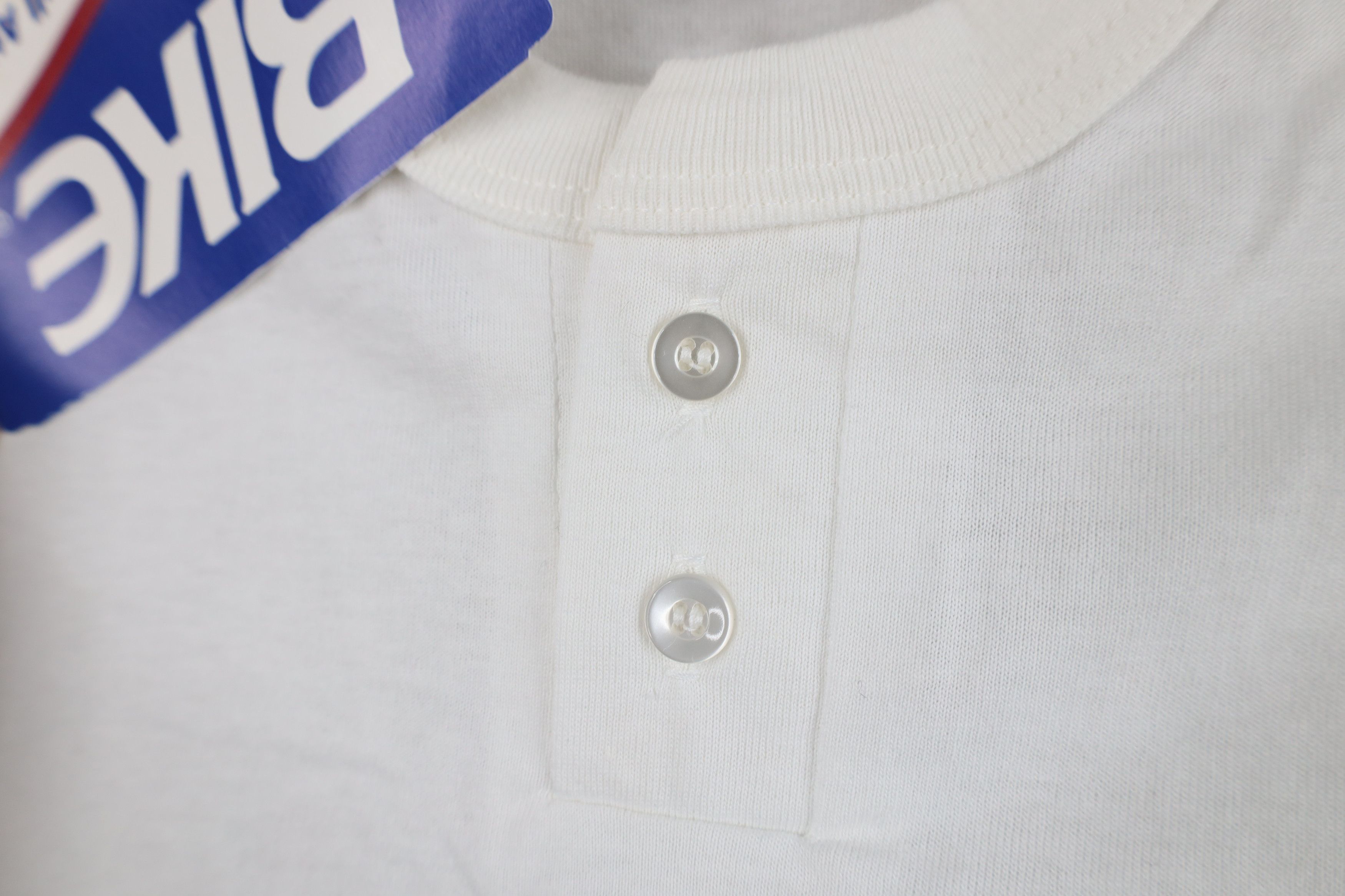Vintage Deadstock Vintage 90s Bike Baseball Henley T-Shirt White USA Size US S / EU 44-46 / 1 - 6 Thumbnail