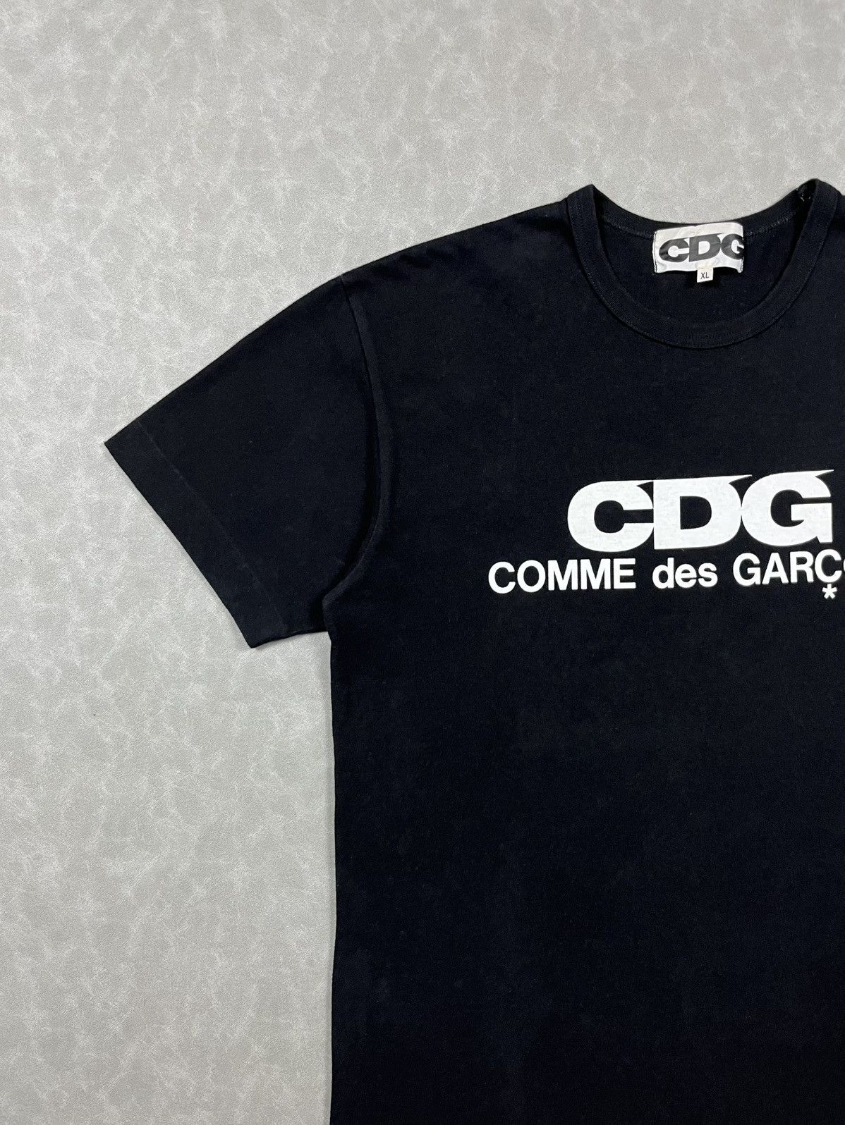 Comme des Garcons Comme Des Garcons big logo tee Size US L / EU 52-54 / 3 - 3 Thumbnail