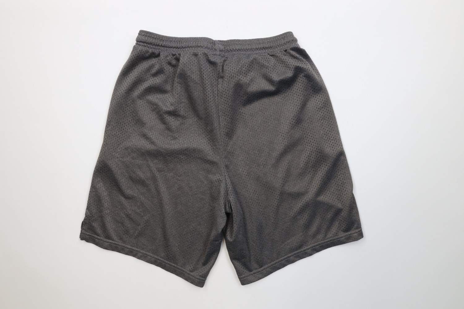 Champion Vintage Y2K Champion Logo Mesh Above Knee Shorts Gray Size US 32 / EU 48 - 7 Thumbnail