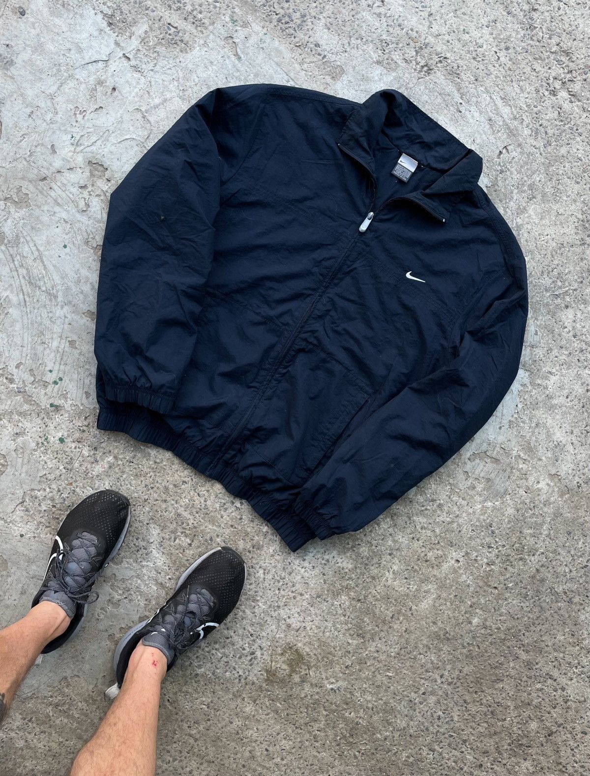 Nike Vintage Nike Y2k Nylon Track Drill Windbreaker OG Jacket Size US L / EU 52-54 / 3 - 1 Thumbnail