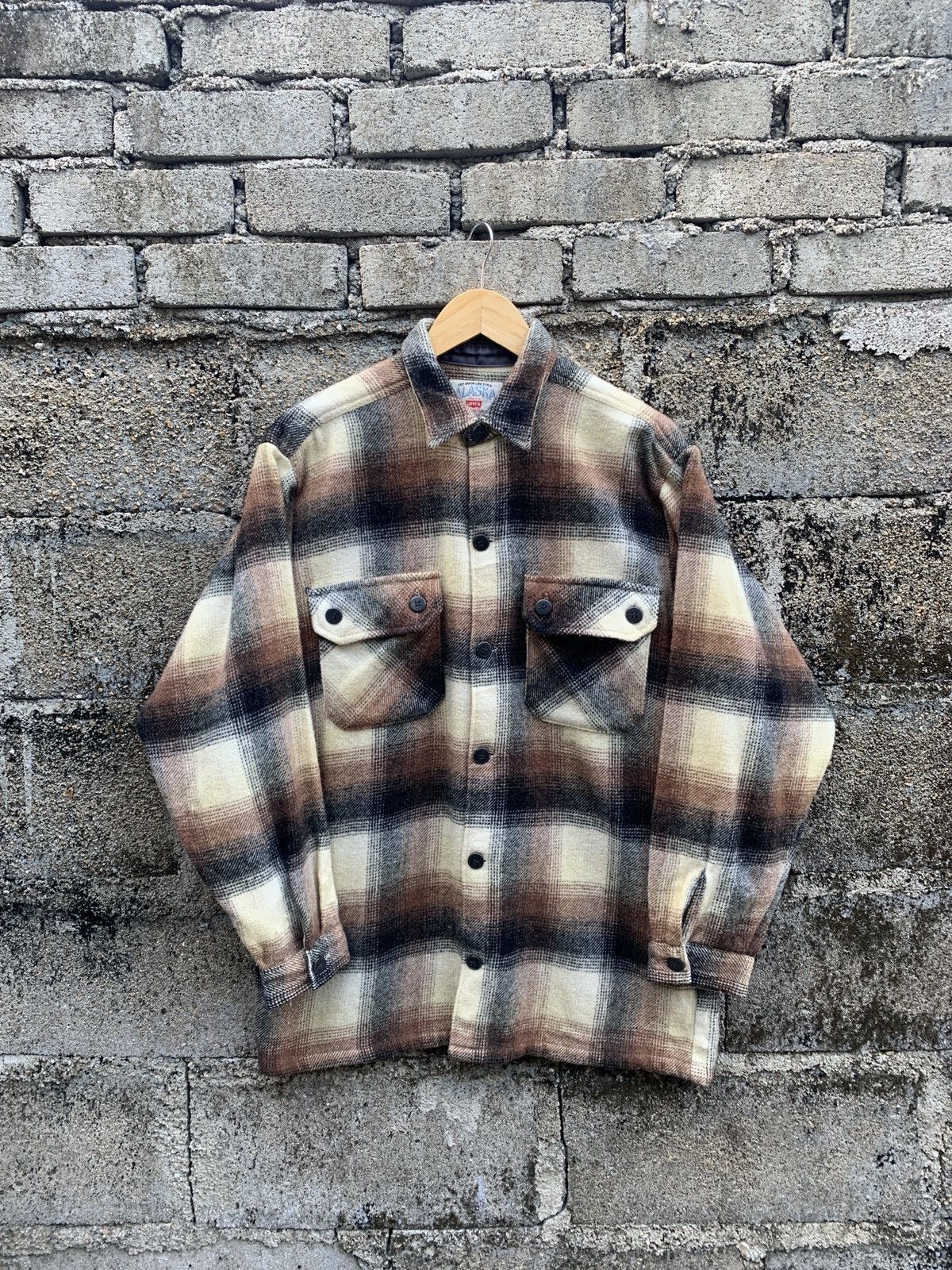 image of Vintage Levis Alaska Wool Flannel Jacket in Cream, Men's (Size Large)