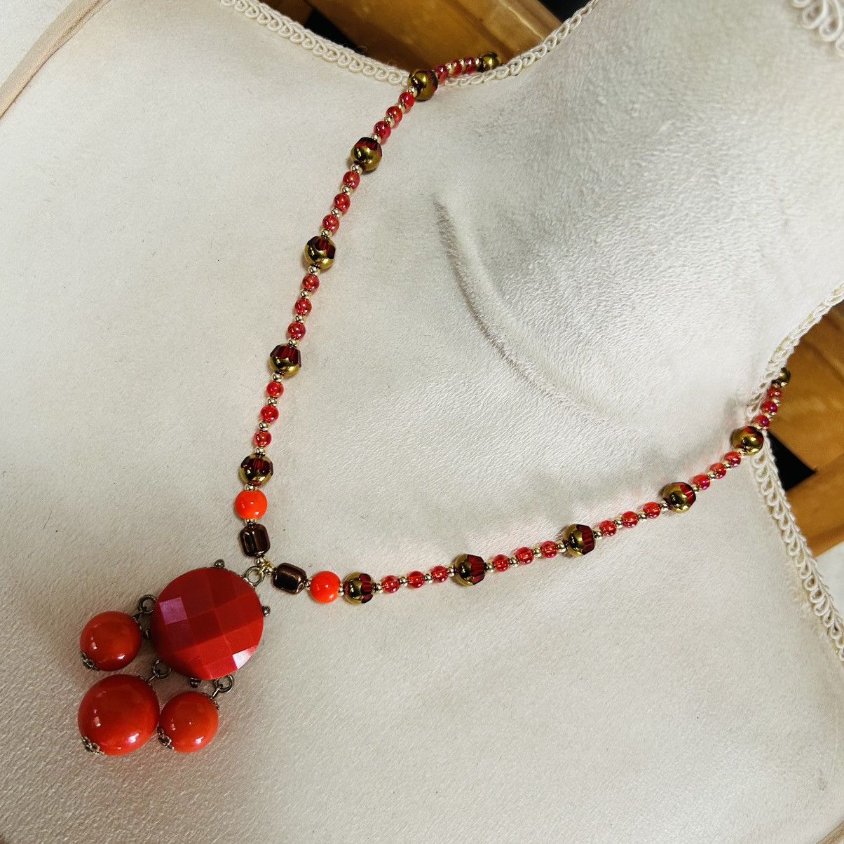 Handmade Handcrafted salamander orange dangle bead pendant necklace Size ONE SIZE - 2 Thumbnail