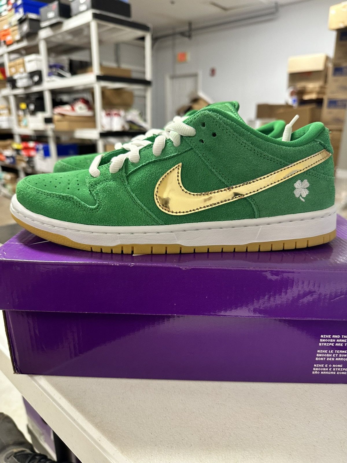 Nike Nike sb St Patrick’s day 2022 Size US 10 / EU 43 - 1 Thumbnail