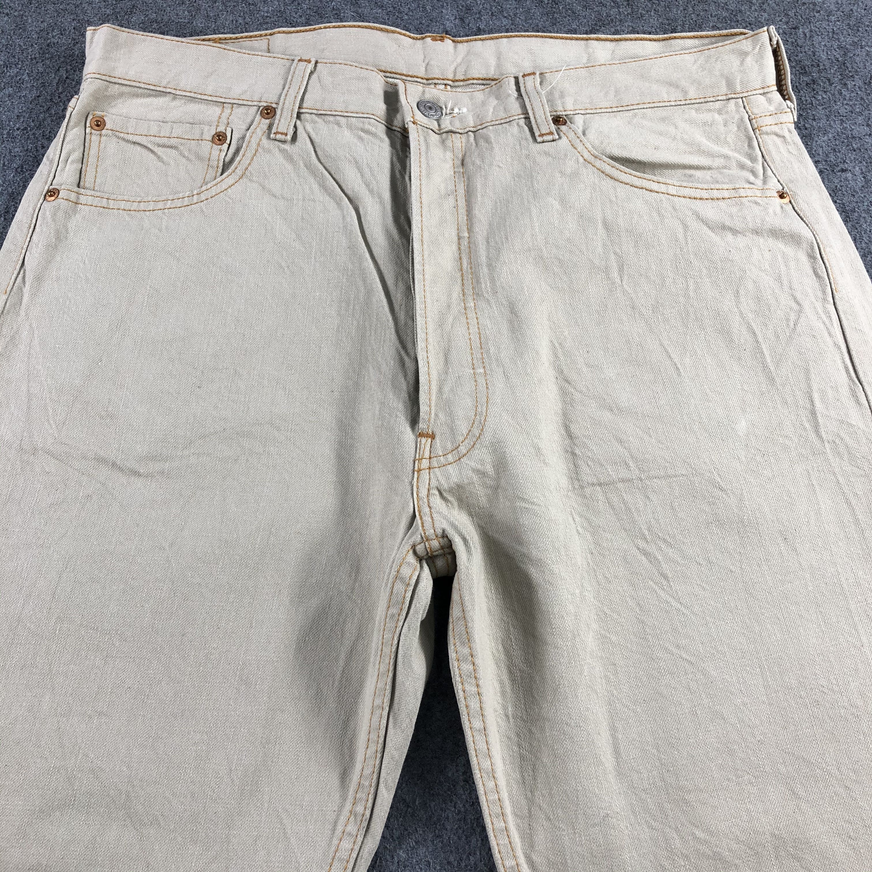 Levi's Vintage 90s Light Wash Levis 501 Jeans-J1833 Size US 36 / EU 52 - 3 Thumbnail