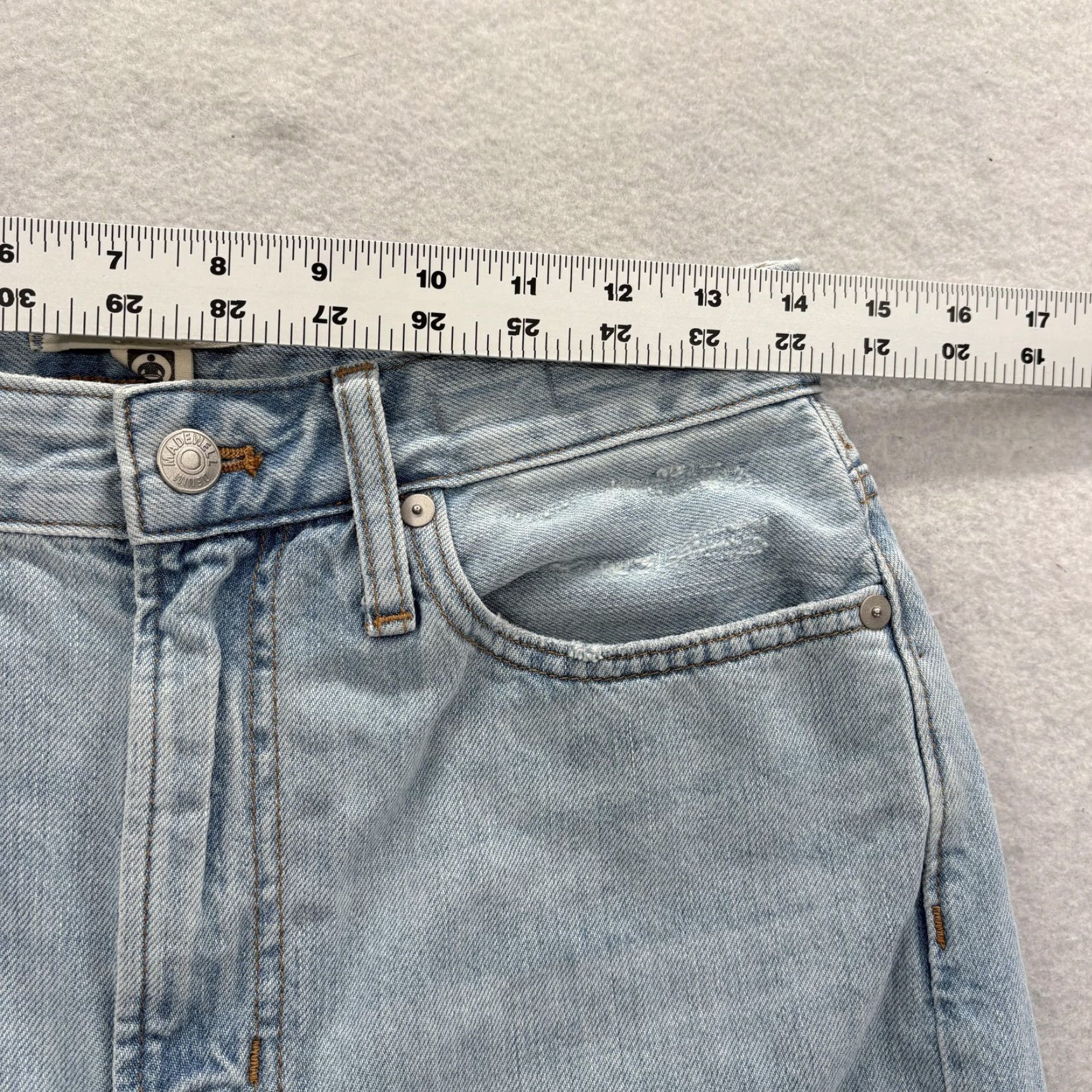 Madewell VINTAGE Madewell Curvy Perfect High Rise Jeans Womens 27 Blue Light Wash Tapered 5-Pocket Denim 100% Cotton Relaxed Fit Adult Womens Size 27" / US 4 / IT 40 - 7 Thumbnail