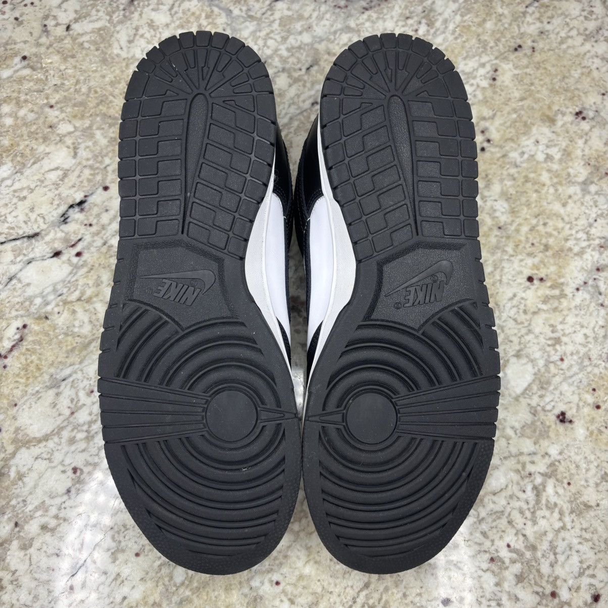 Nike Size 11 - Nike Dunk Low Black White 2023 Clean With Box Size US 11 / EU 44 - 10 Thumbnail