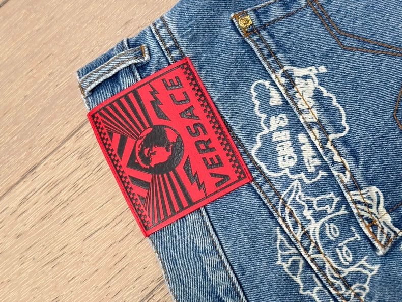 Versace Versace Graffiti Medusa gold-button jeans Size US 33 - 1 Thumbnail