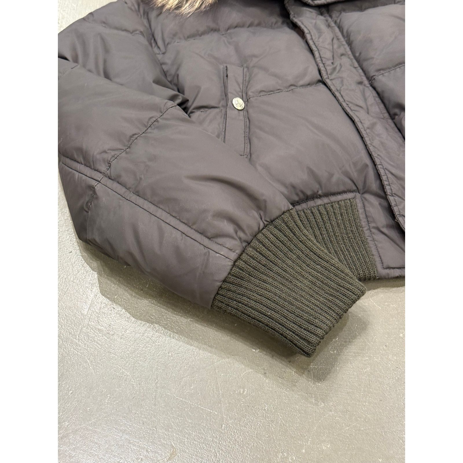 Dsquared2 2000s Dsquared2 cropped puffer jacket with murmanski fur Size L / US 10 / IT 46 - 8 Thumbnail