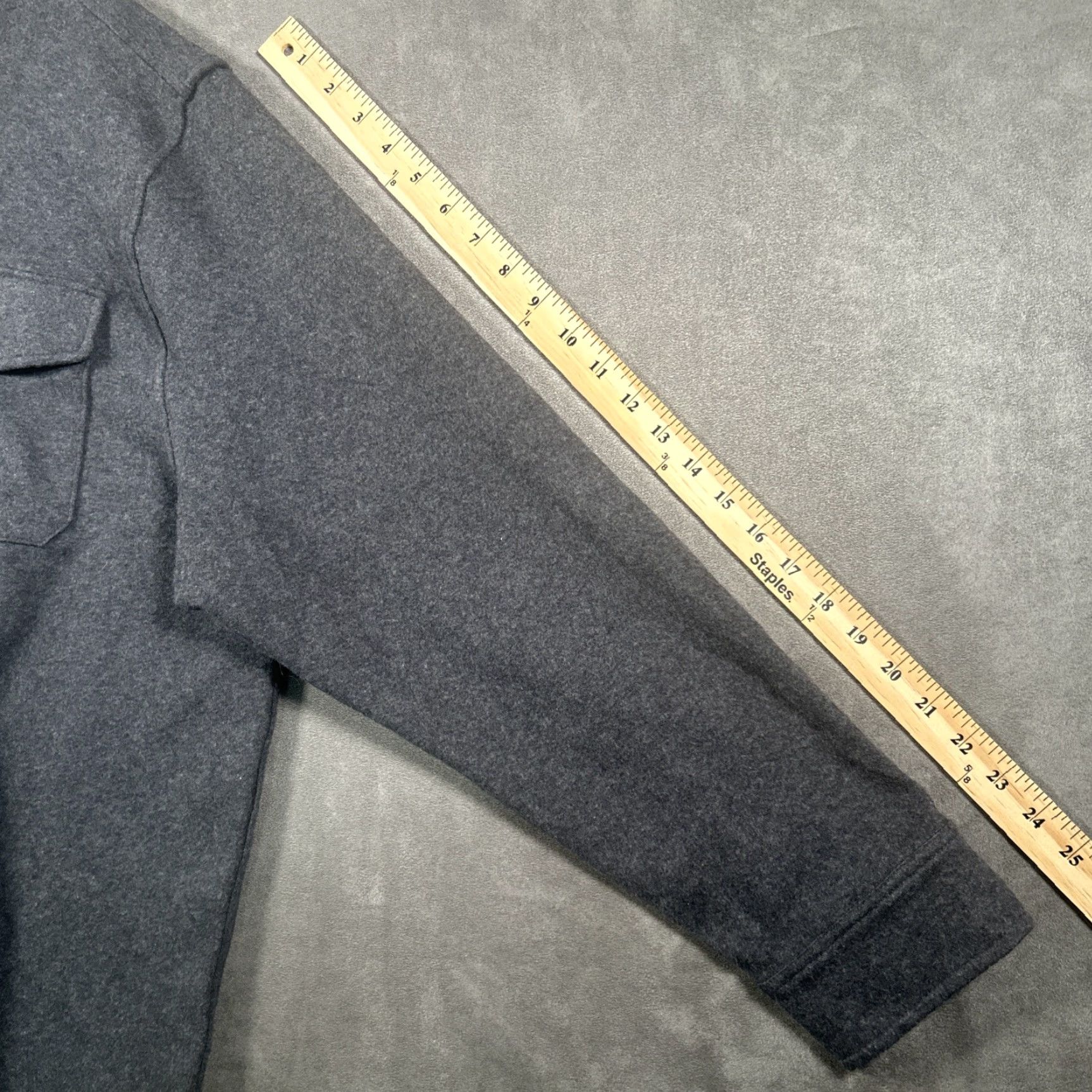 Gap VINTAGE Gap Long Sleeve Overshirt Mens XL Gray Snap Button Up Shacket Soft NWT Size US XL / EU 56 / 4 - 7 Thumbnail