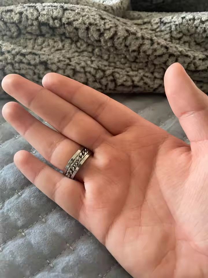 Jewelry Spinner Chain Ring Size 6-13 Size ONE SIZE - 1 Thumbnail
