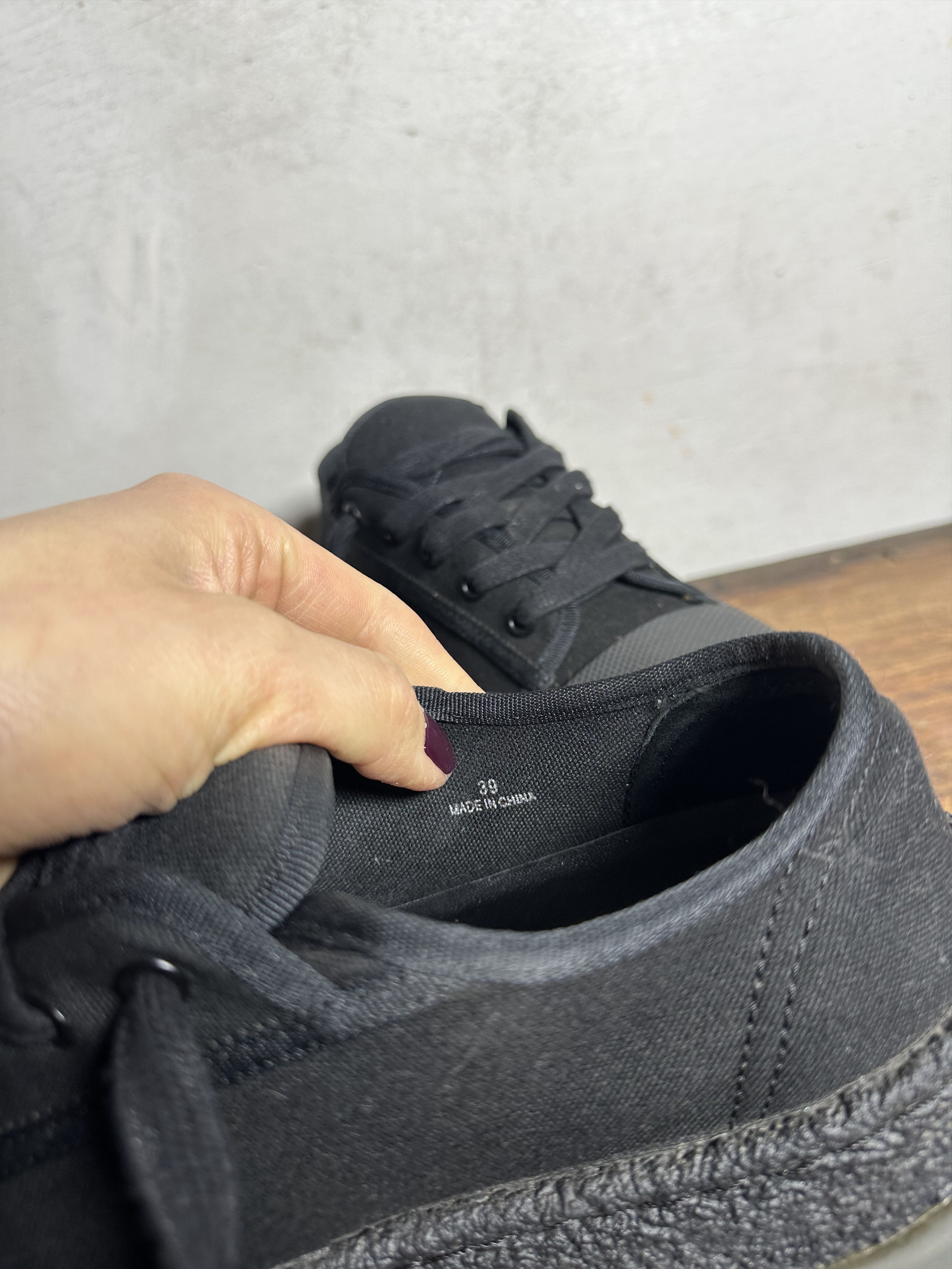 Alexander Wang Alexander Wang A1 Low Top Sneaker Canvas Size US 8 / IT 38 - 11 Thumbnail