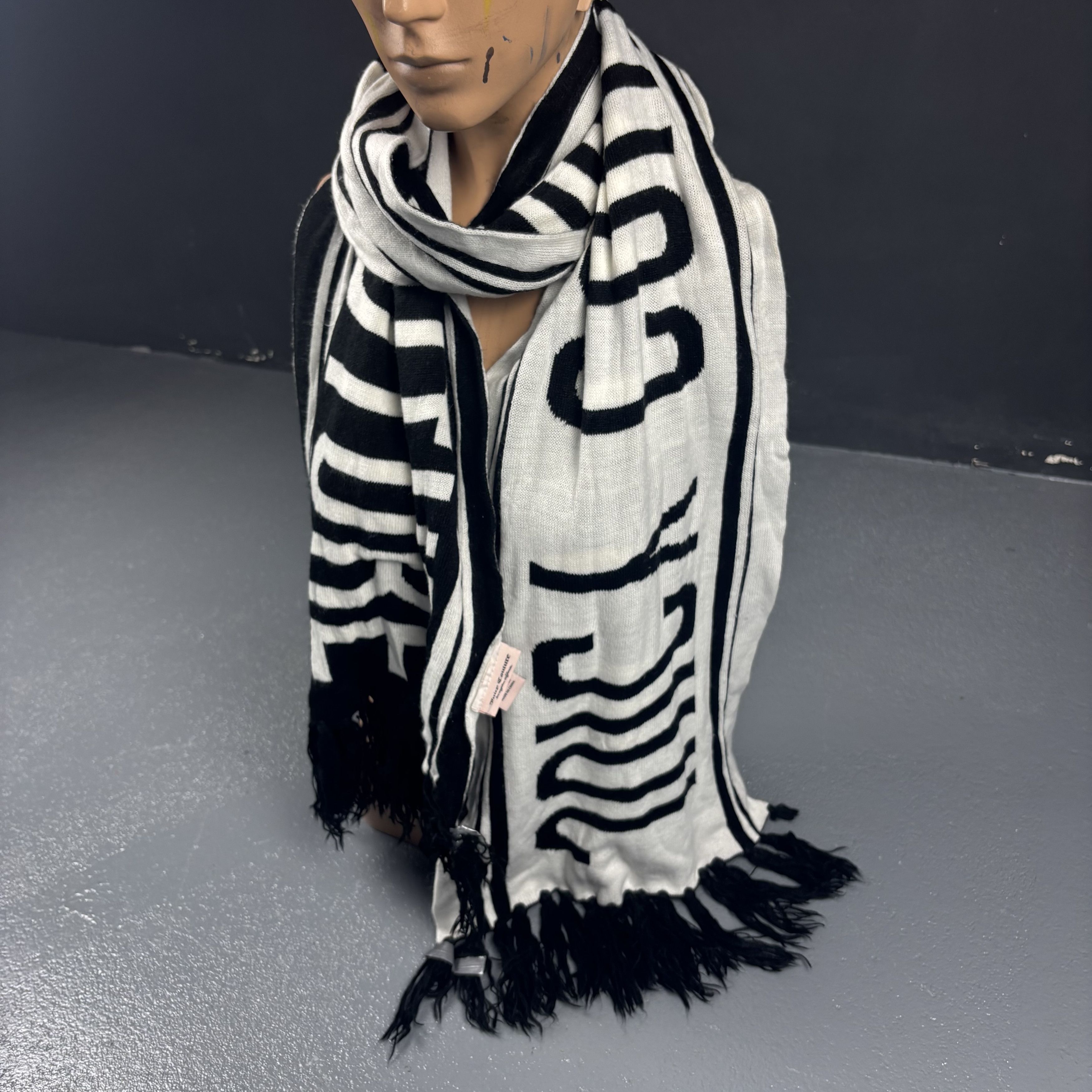 Juicy Couture Juicy Couture Scarf Size ONE SIZE - 6 Thumbnail
