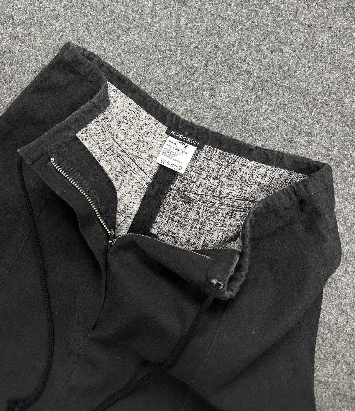 Ann Demeulemeester Ann Demeulemeester - 90’s Archived Front Zip Drawstring Maxi Size 28" / US 6 / IT 42 - 3 Thumbnail