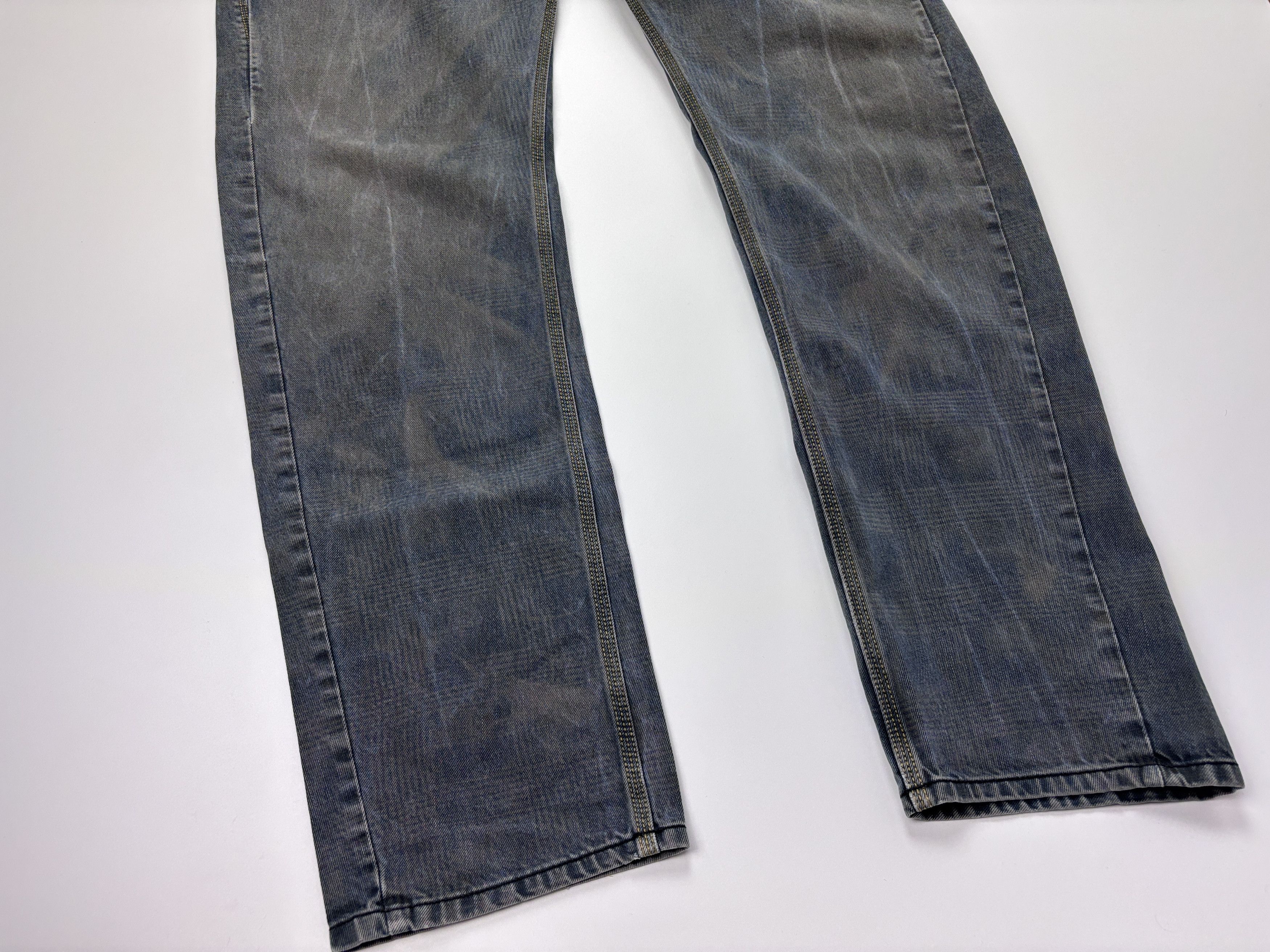 Diesel Diesel Bravefort Comfort-Carrot Acid Wash Jeans Size 32x32 Size US 32 / EU 48 - 3 Thumbnail