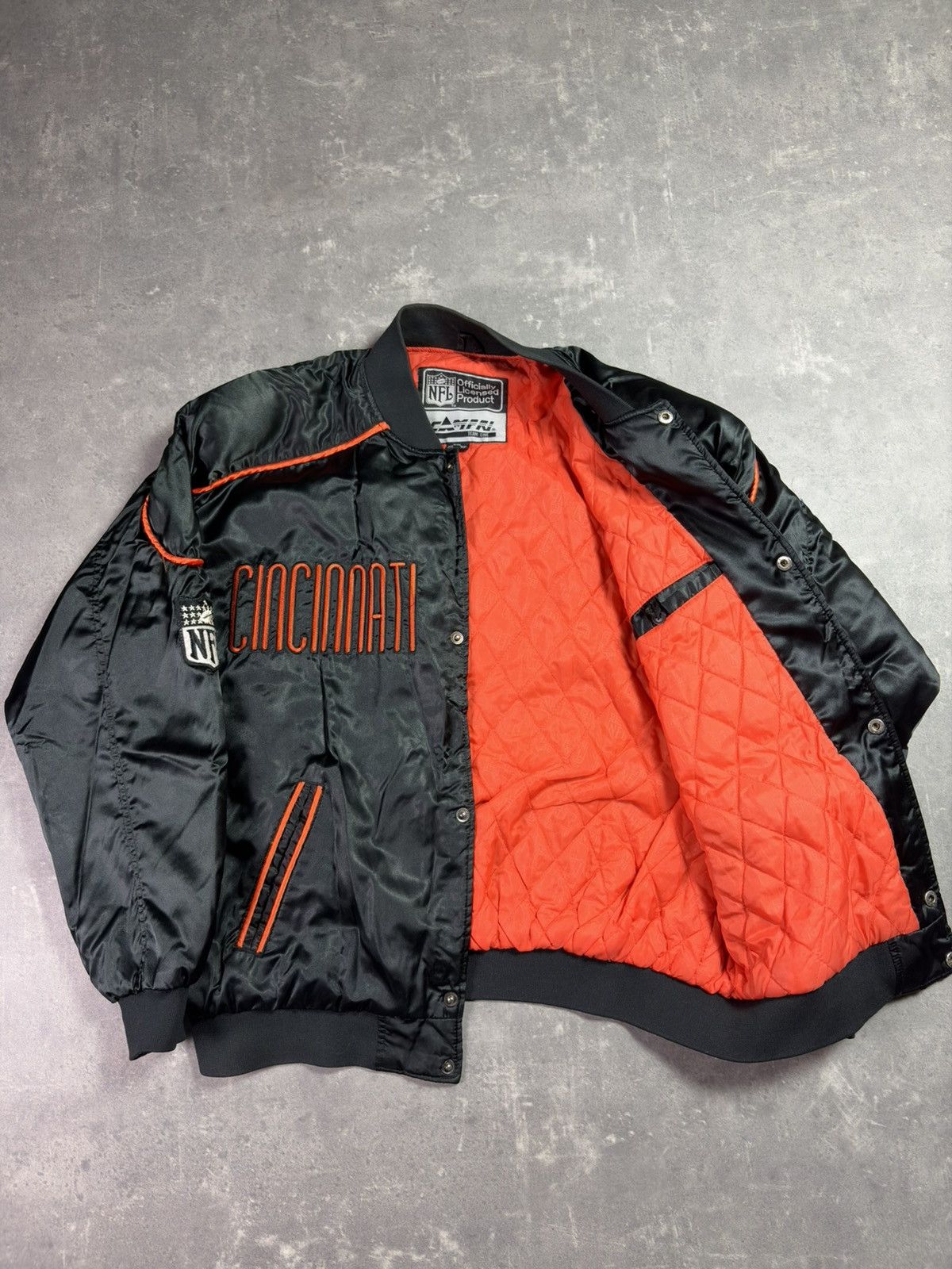 NFL 90s Cincinnati Bengals Campri NFL Team Line Varsity Bomber Size US XXL / EU 58 / 5 - 8 Thumbnail