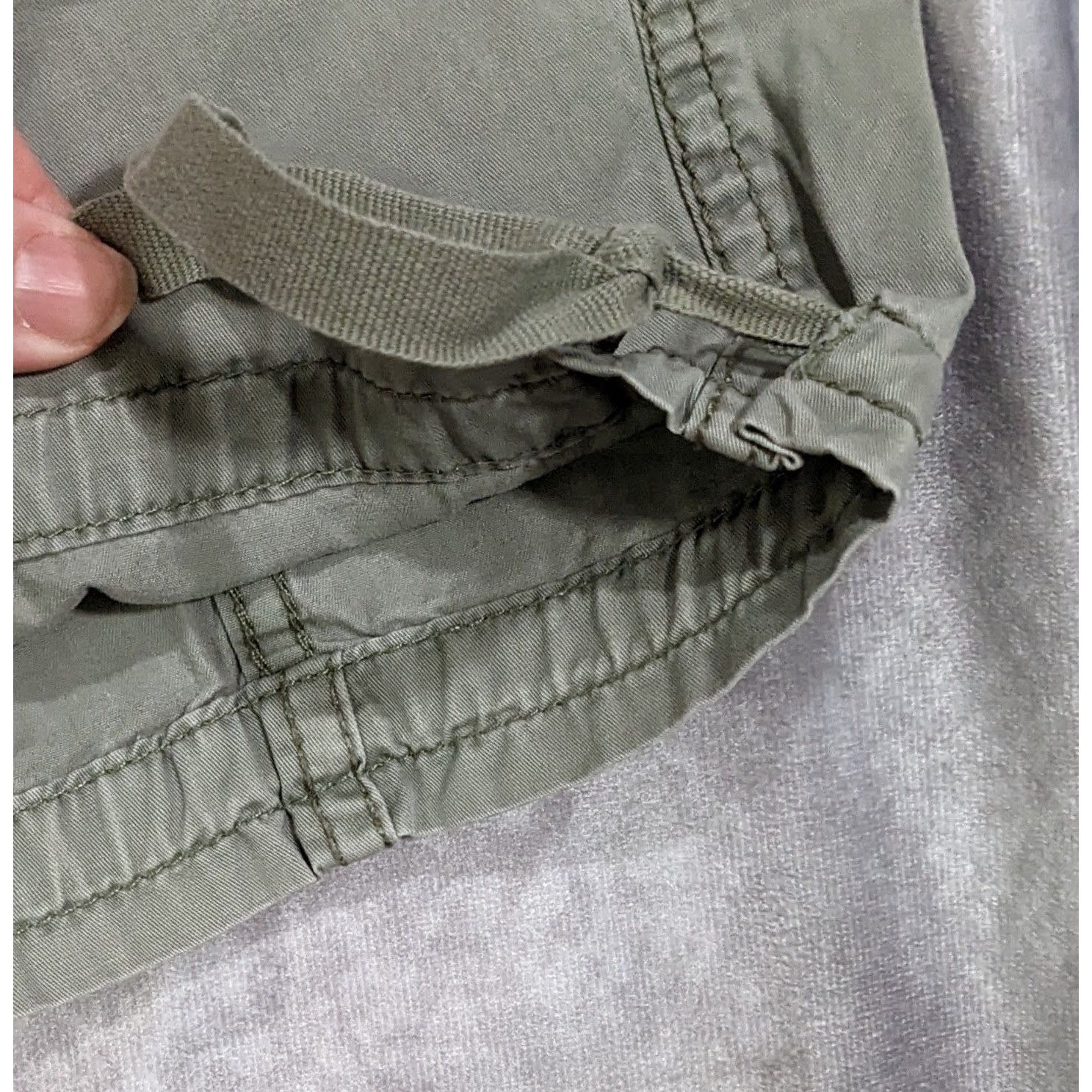 St. Johns Bay Preppy Casual Grey Capris by St. John's Bay Size 34" / US 12 / IT 48 - 8 Thumbnail