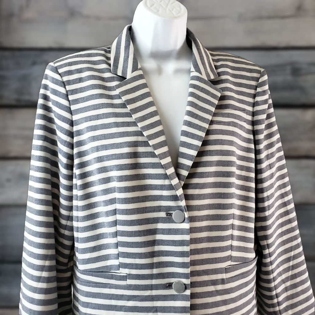 Calvin Klein Calvin Klein Blazer Womens Size 12 Blue Striped 2 Button Long Sleeve Size XL / US 12-14 / IT 48-50 - 1 Thumbnail