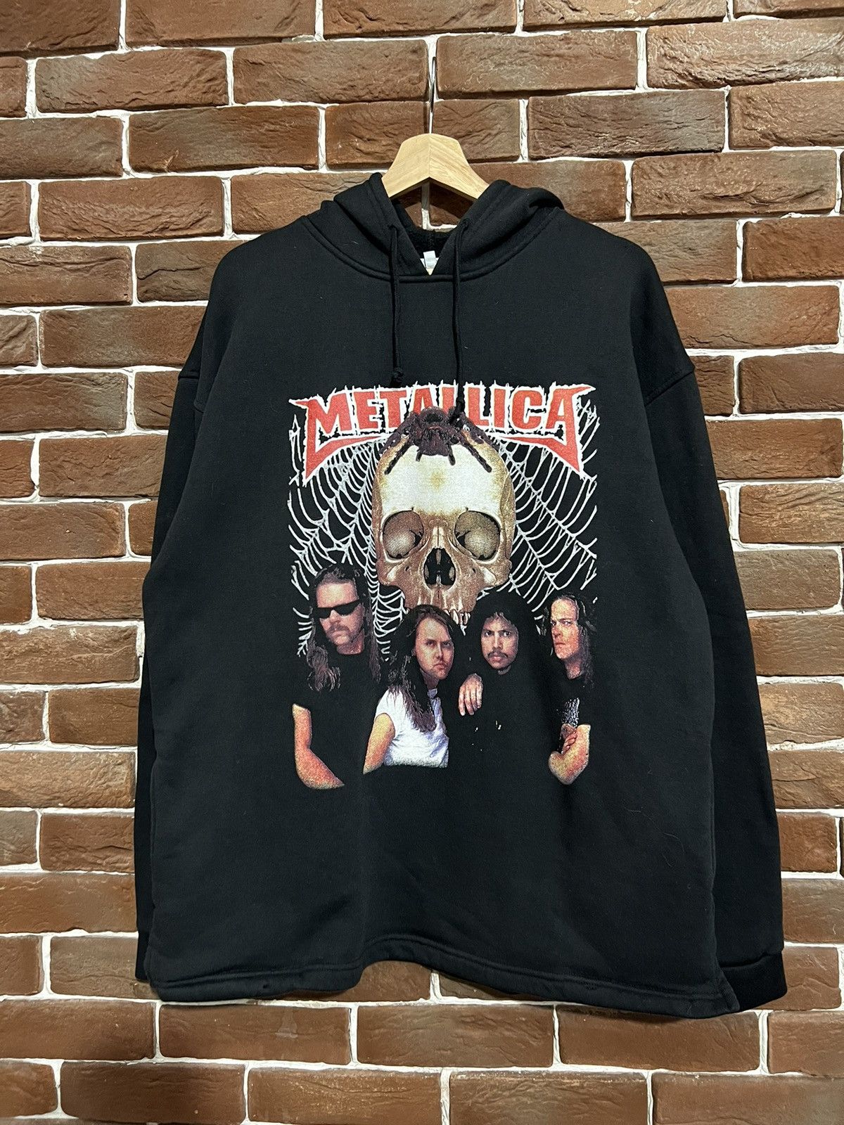 image of Band Tees x Metallica Vintage 00S Metallica Spider Print Metal Band Tee Hoodie XL in Black (Size 2X