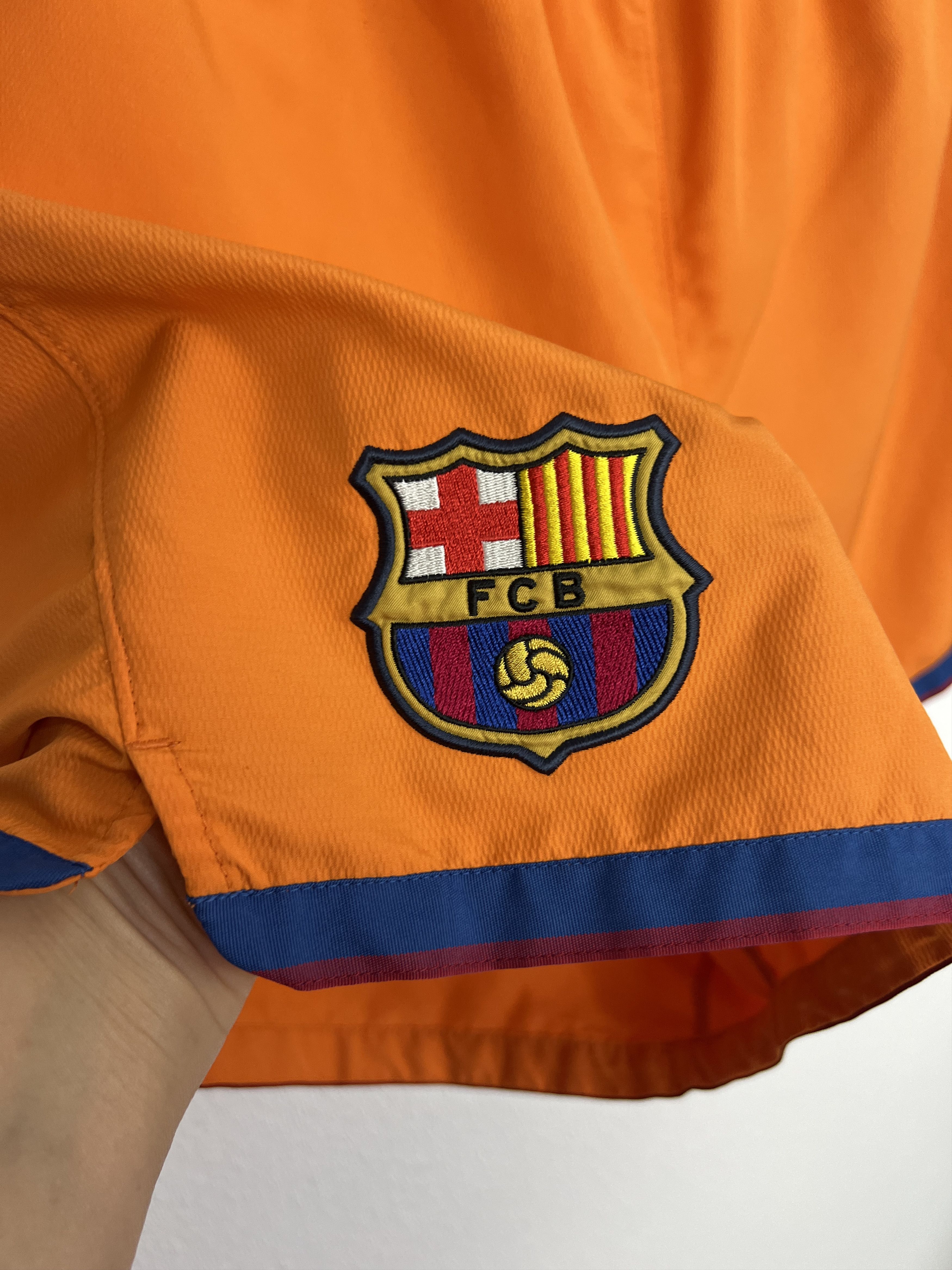 Nike Vintage Nike FC Barcelona Football Shorts Soccer Track Rare Size US 36 / EU 52 - 4 Thumbnail
