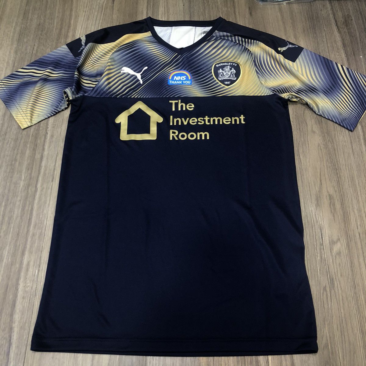 Puma Barnsley fc 19/20 away shirt Size US S / EU 44-46 / 1 - 1 Thumbnail