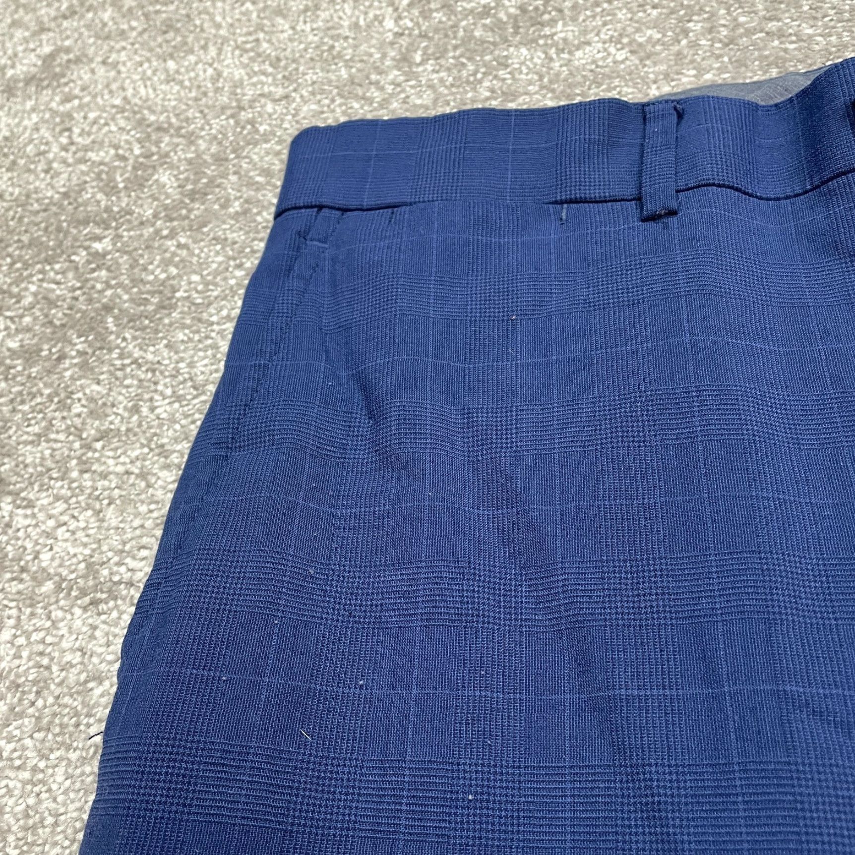 Tommy Hilfiger Tommy Hilfiger Pants Mens 38x32 Blue Plaid Dress Wool Blend Straight Leg Work Size US 38 / EU 54 - 5 Thumbnail