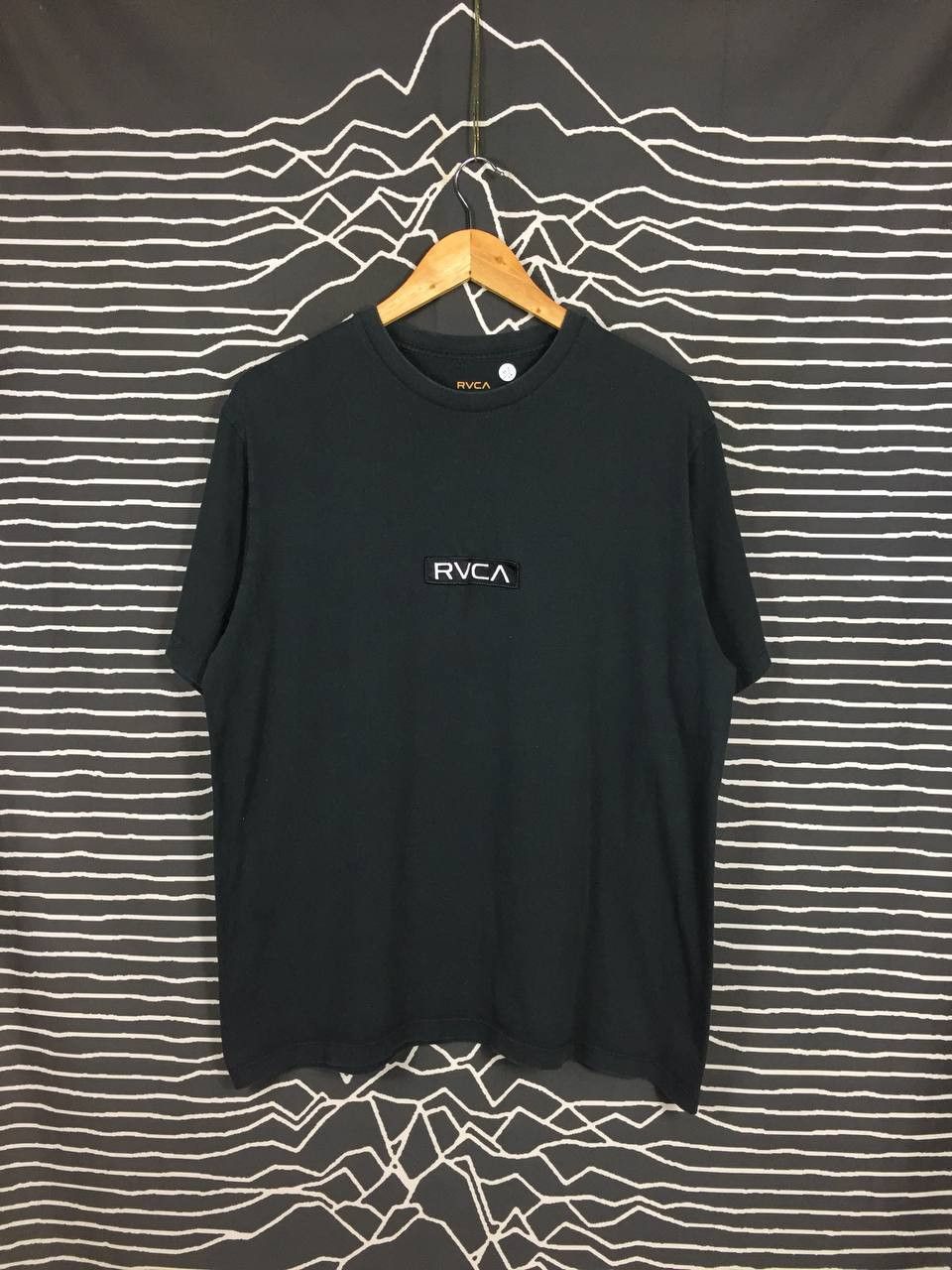 RVCA RVCA Artis Network Program Patched Logo Streetwear Tee Size US M / EU 48-50 / 2 - 1 Thumbnail