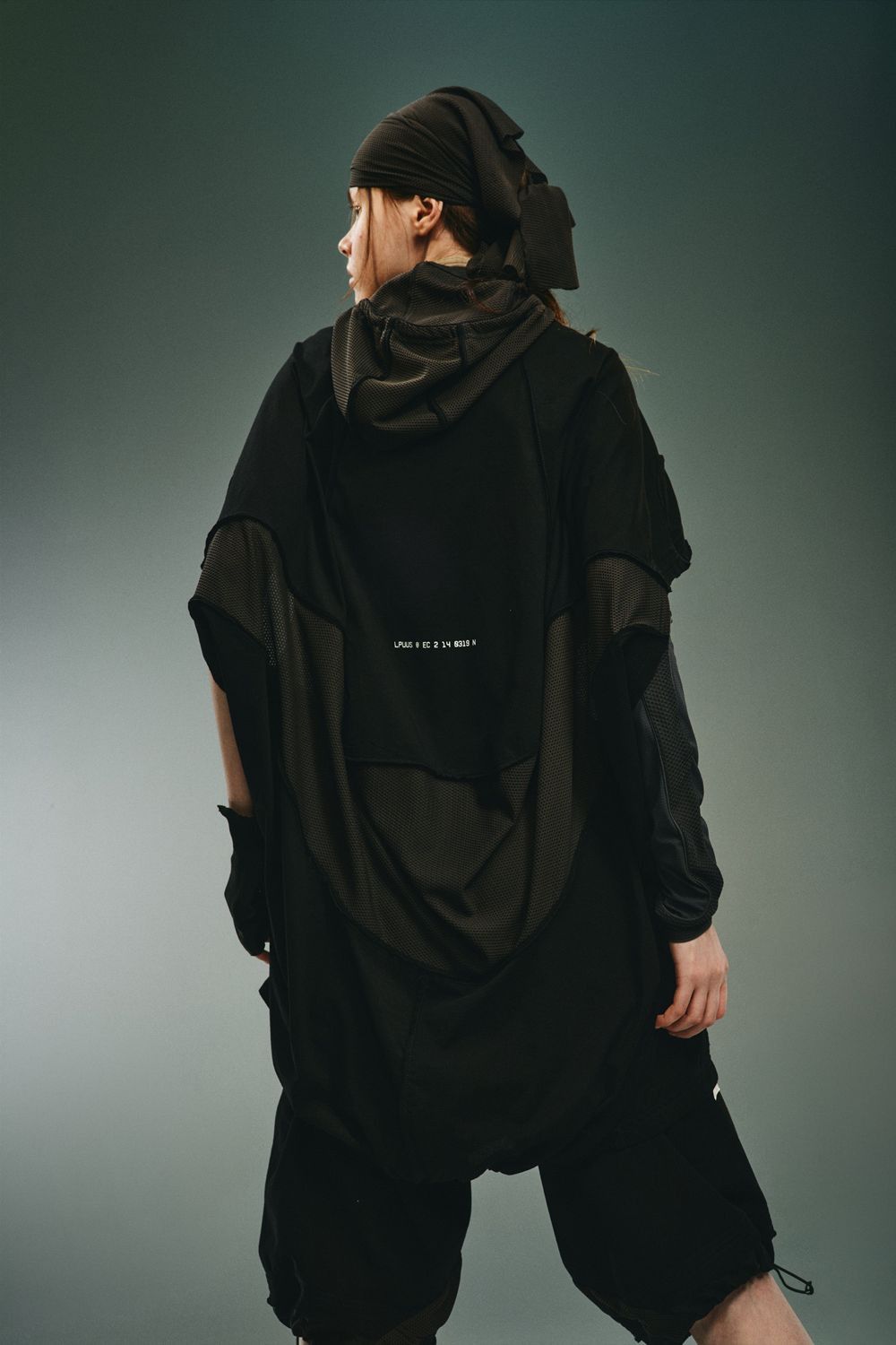 Hamcus HAMCUS - TM / NAMELESS HOODED TANK TOP - BLACK Size US XL / EU 56 / 4 - 4 Thumbnail