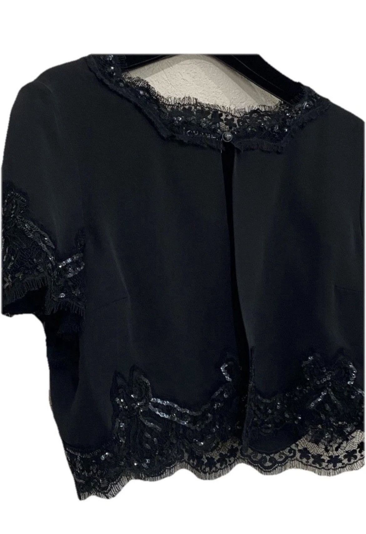 Chanel Chanel cape Size S / US 4 / IT 40 - 2 Thumbnail