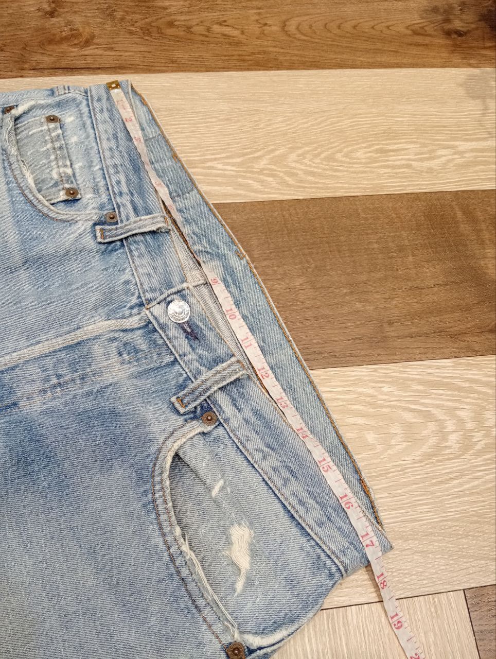 Levi's Vintage Clothing VINTAGE LEVI'S 501 BLUE DISTRESSED DENIM JEANS Size US 36 / EU 52 - 17 Thumbnail