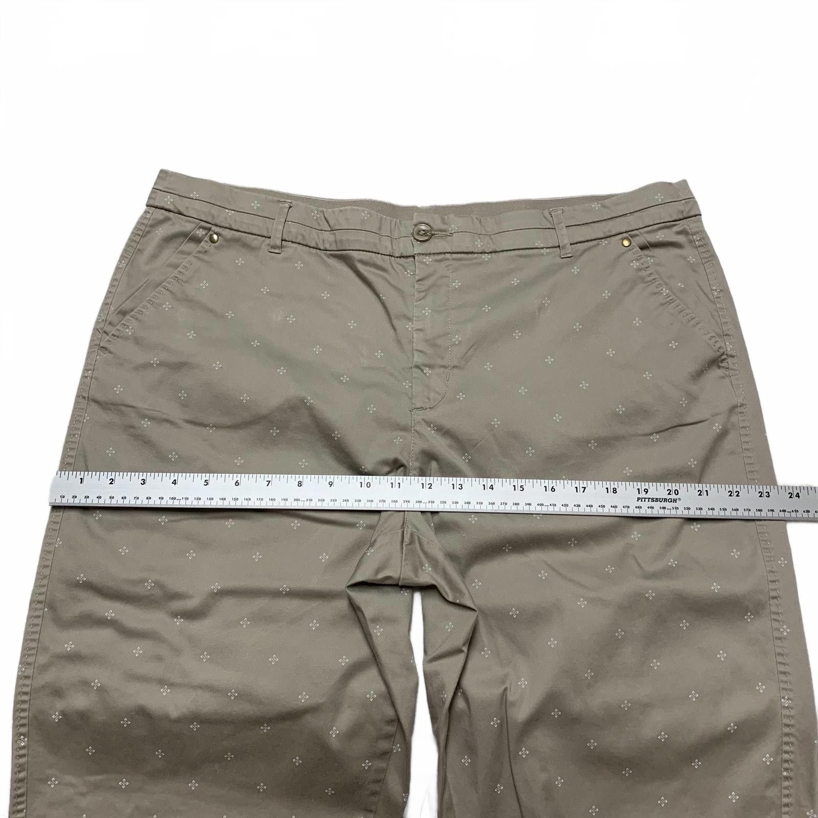Other Khakis & Co. Women's Sz 18 Khaki Printed Cropped Pants Size 40" / US 18 - 6 Thumbnail