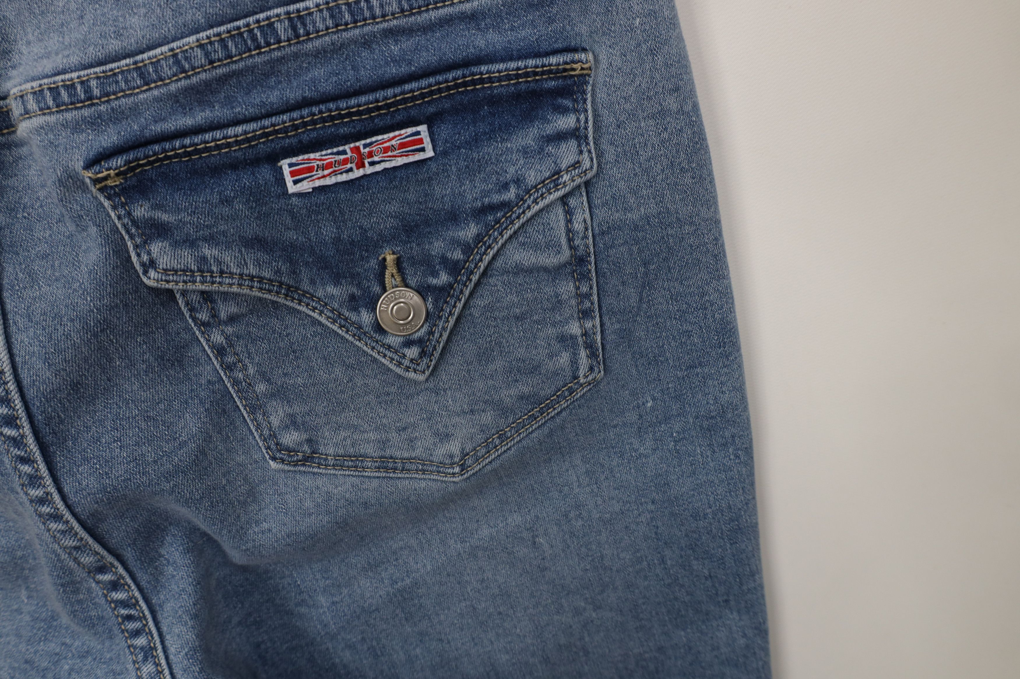 Vintage Hudson Jeans Faded Stretch Straight Leg Denim Jeans Icy Blue Size 34" / US 12 / IT 48 - 13 Thumbnail