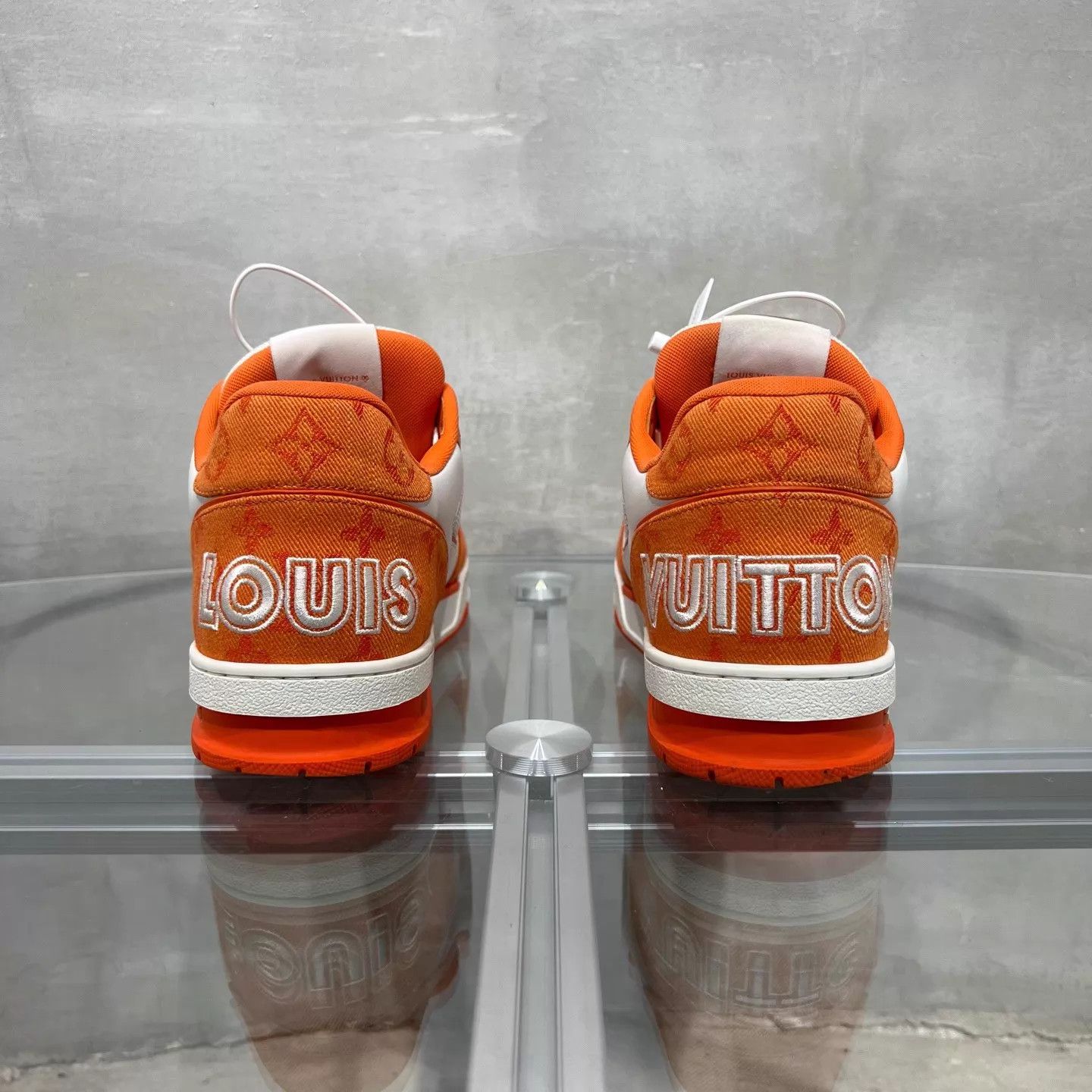 Louis Vuitton LV Trainer White Orange UK8.5/42.5 Size US 9.5 / EU 42-43 - 6 Thumbnail