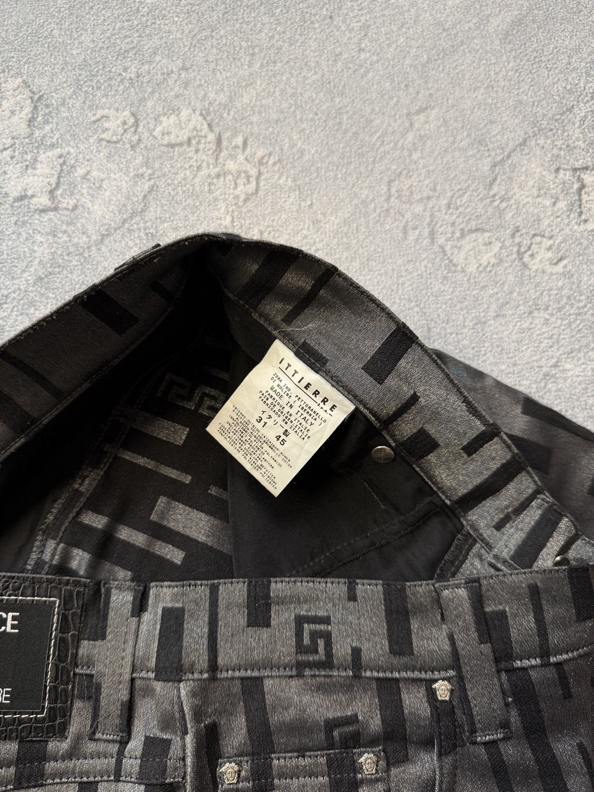 Versace Vintage Versace Pants 90s Jeans Black Logo On Pocket Y2K Size US 31 - 12 Thumbnail