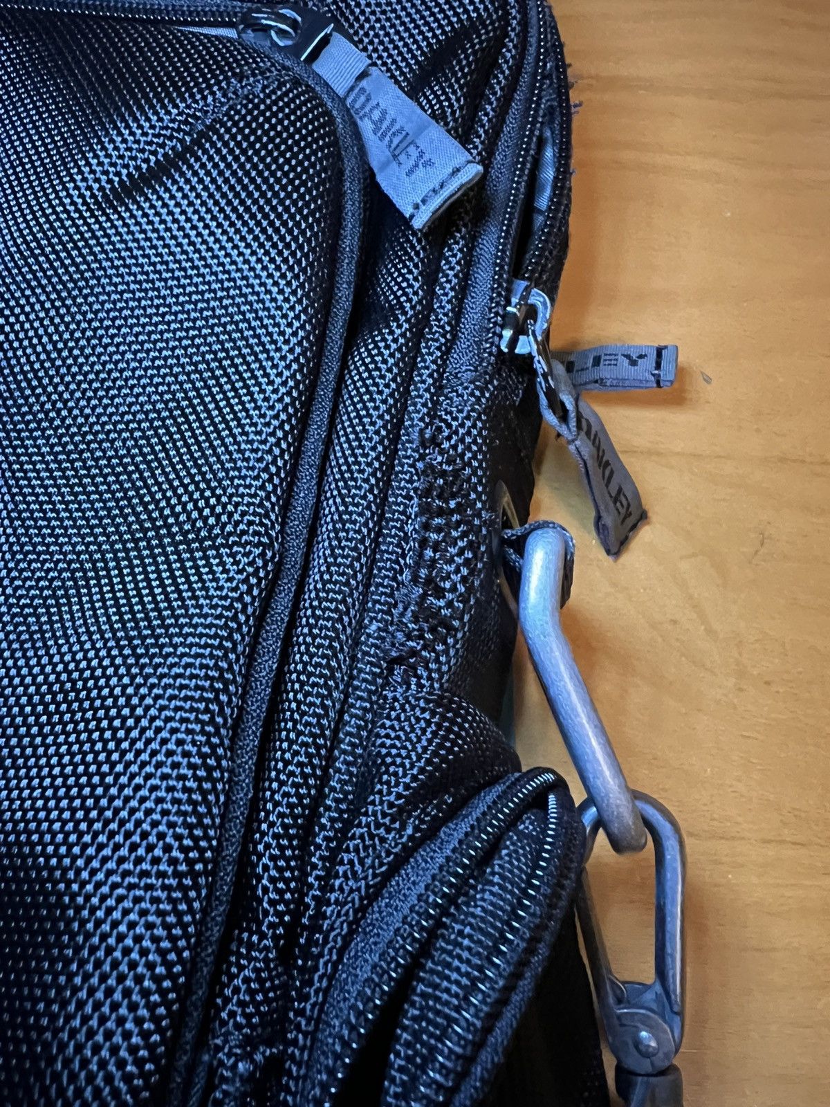 Oakley Vintage Oakley tactical heavy duty crossbody utility bag Size ONE SIZE - 25 Thumbnail