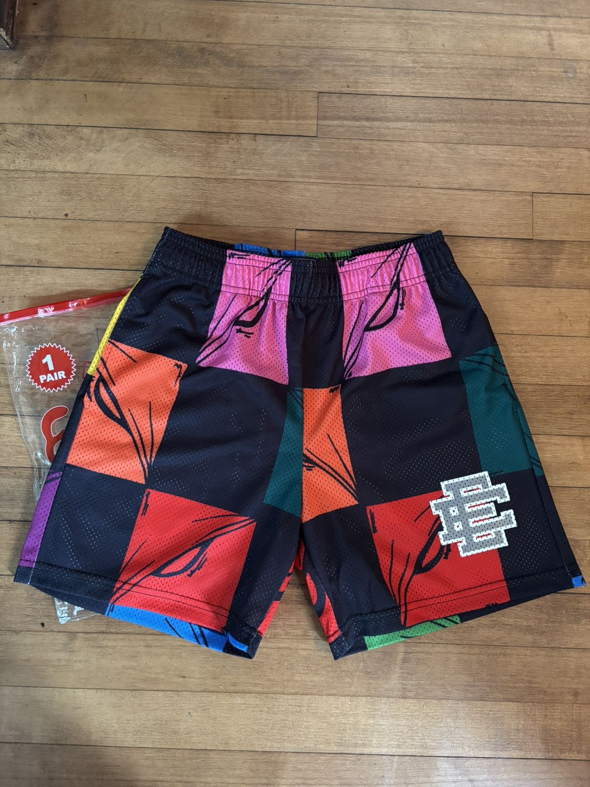 Eric Emanuel × Matty Boy Eric Emanuel x Matty Boy Multi Color 99 eyes Shorts Size US 28 / EU 44 - 2 Thumbnail